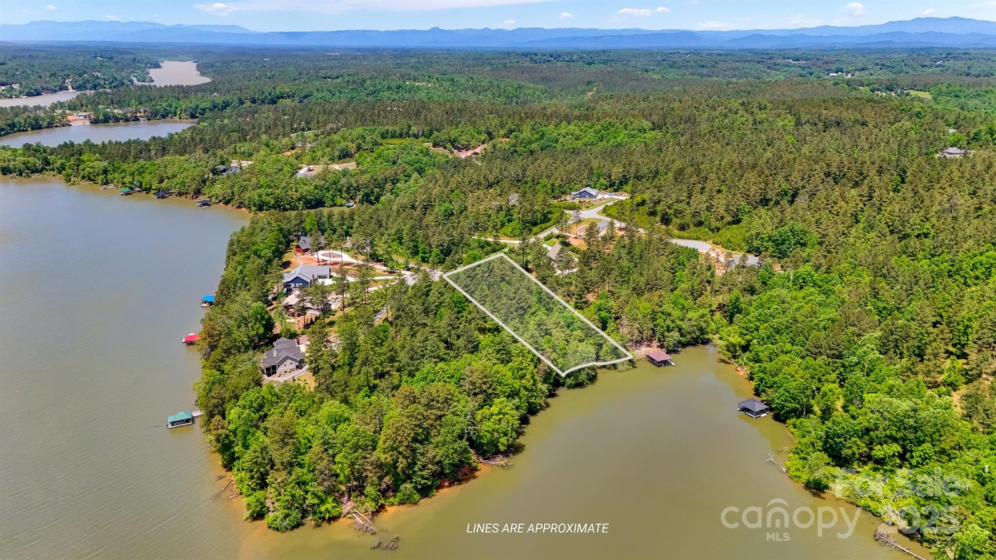 5883 Lake Ridge Court Property Photo 17