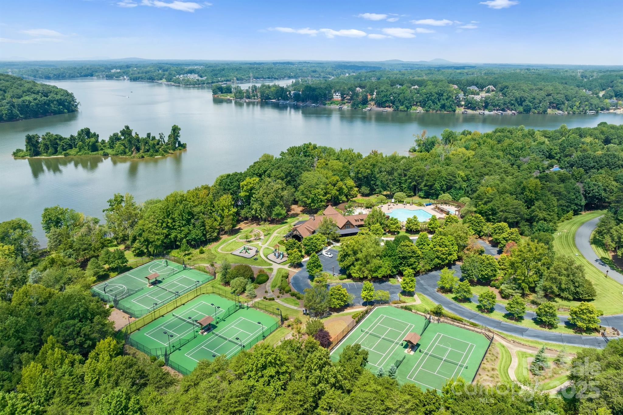 10525 Green Heron Court Property Photo 14