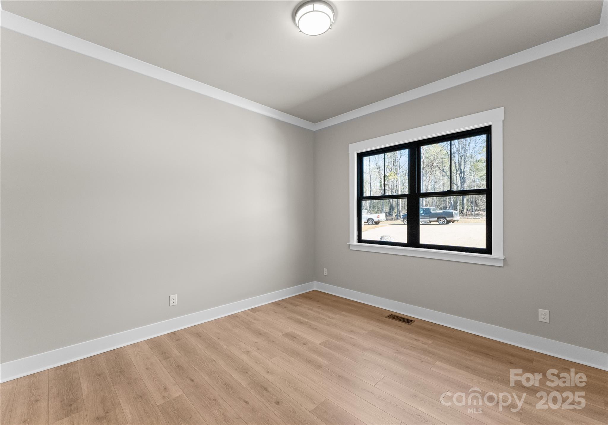 179 Heartland Drive 8 Property Photo 6