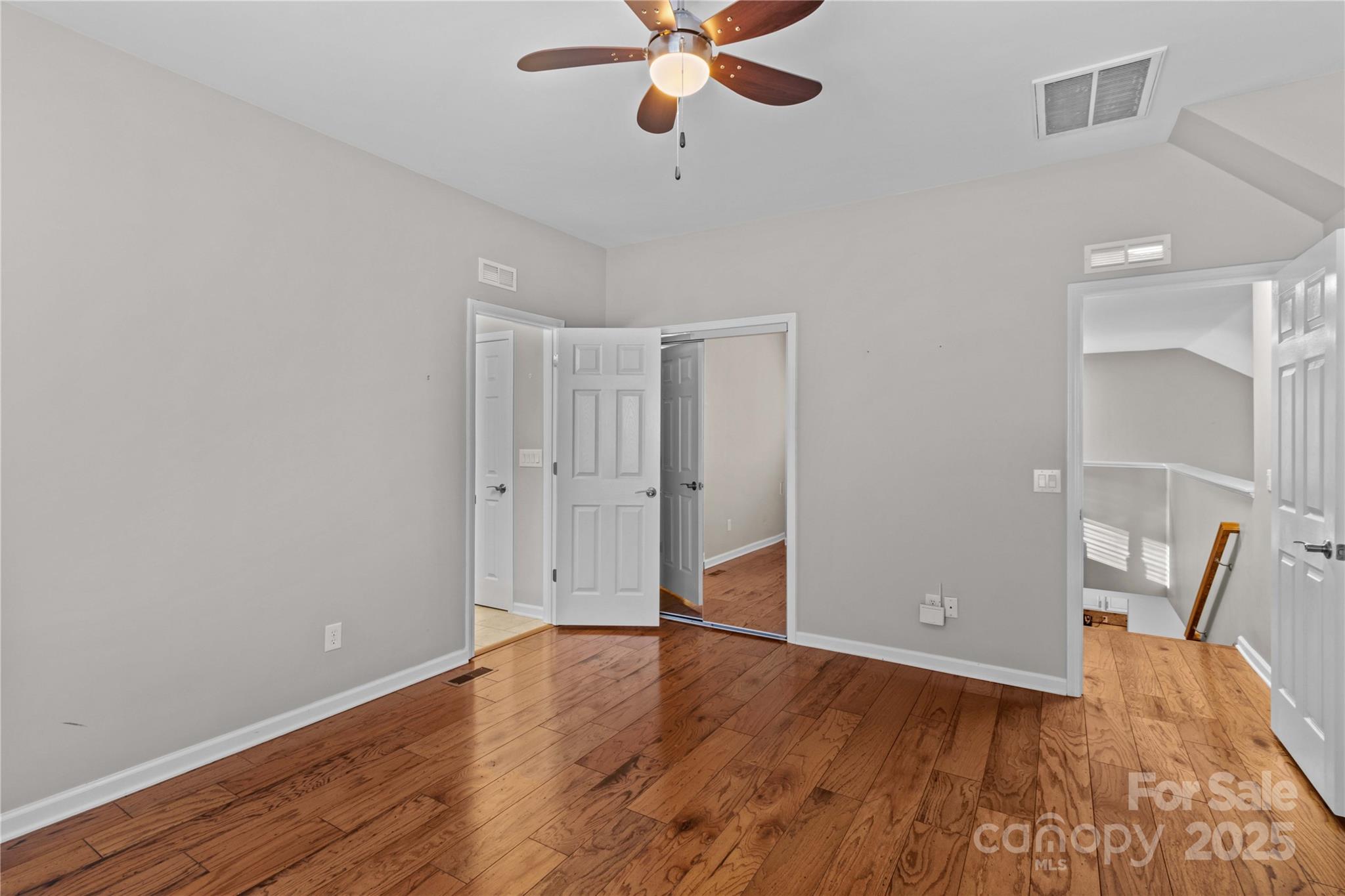 286 Glencoe Lane Property Photo 30