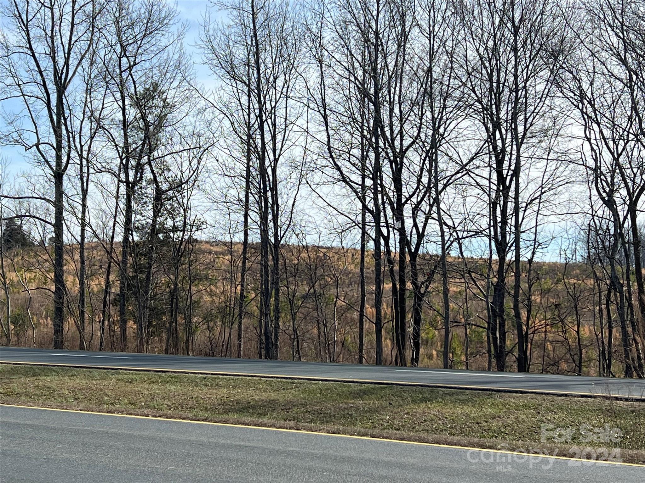 Vac Nc 24/27 Highway Property Photo 4