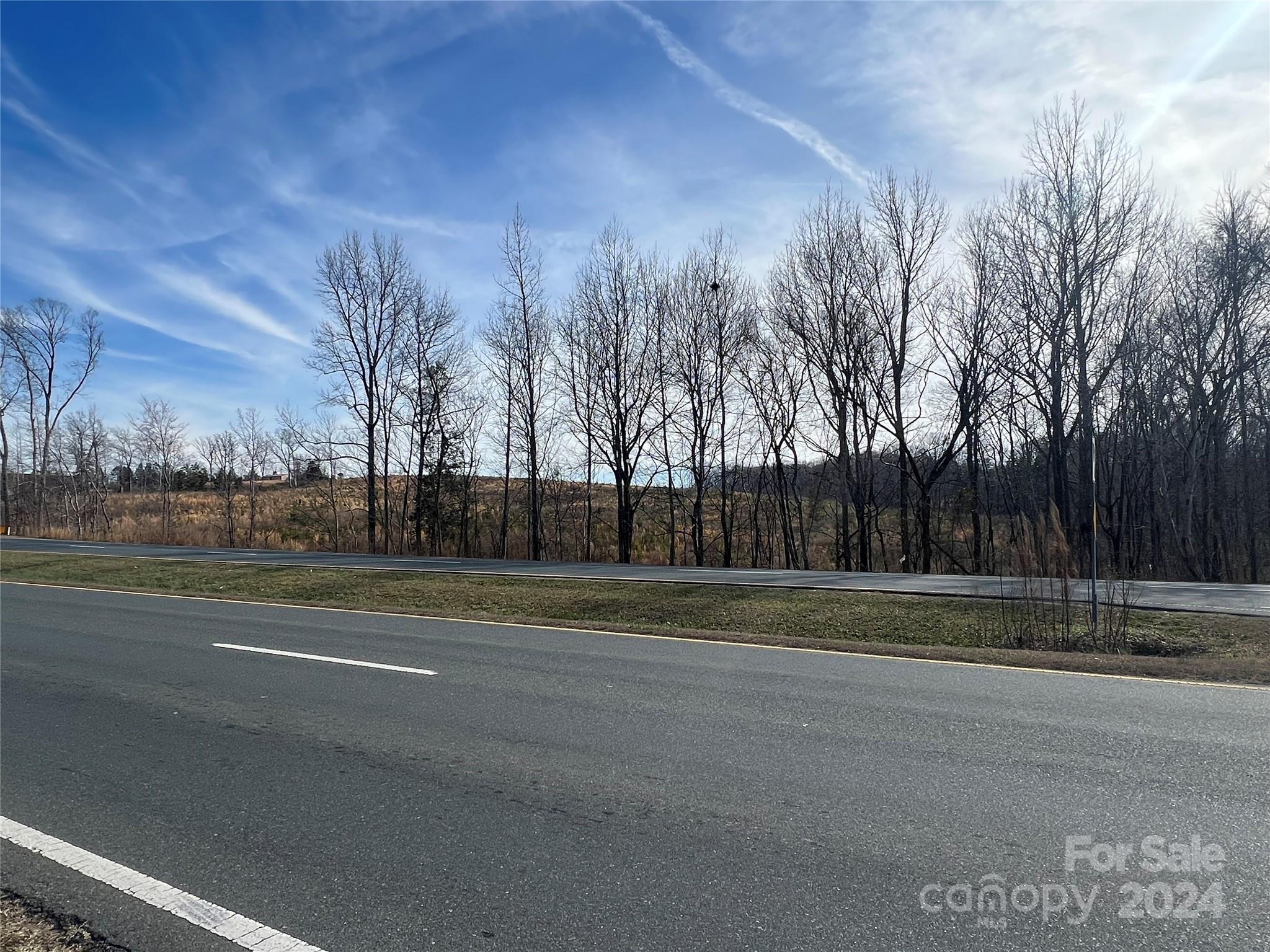 Vac Nc 24/27 Highway Property Photo 5