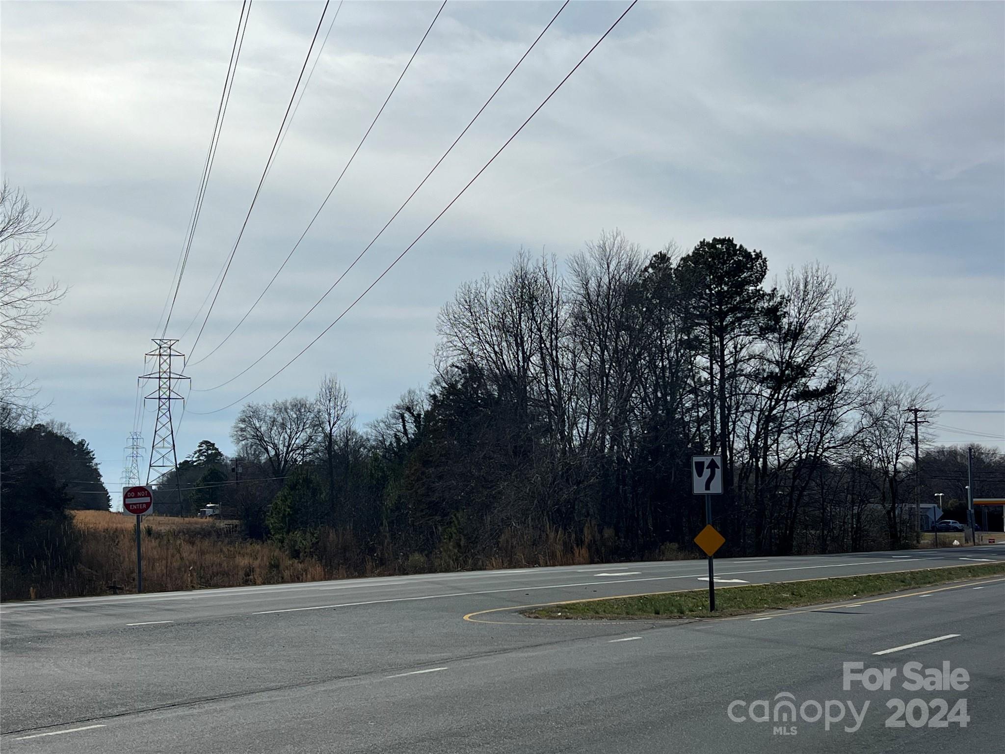 Vac Nc 24/27 Highway Property Photo 7