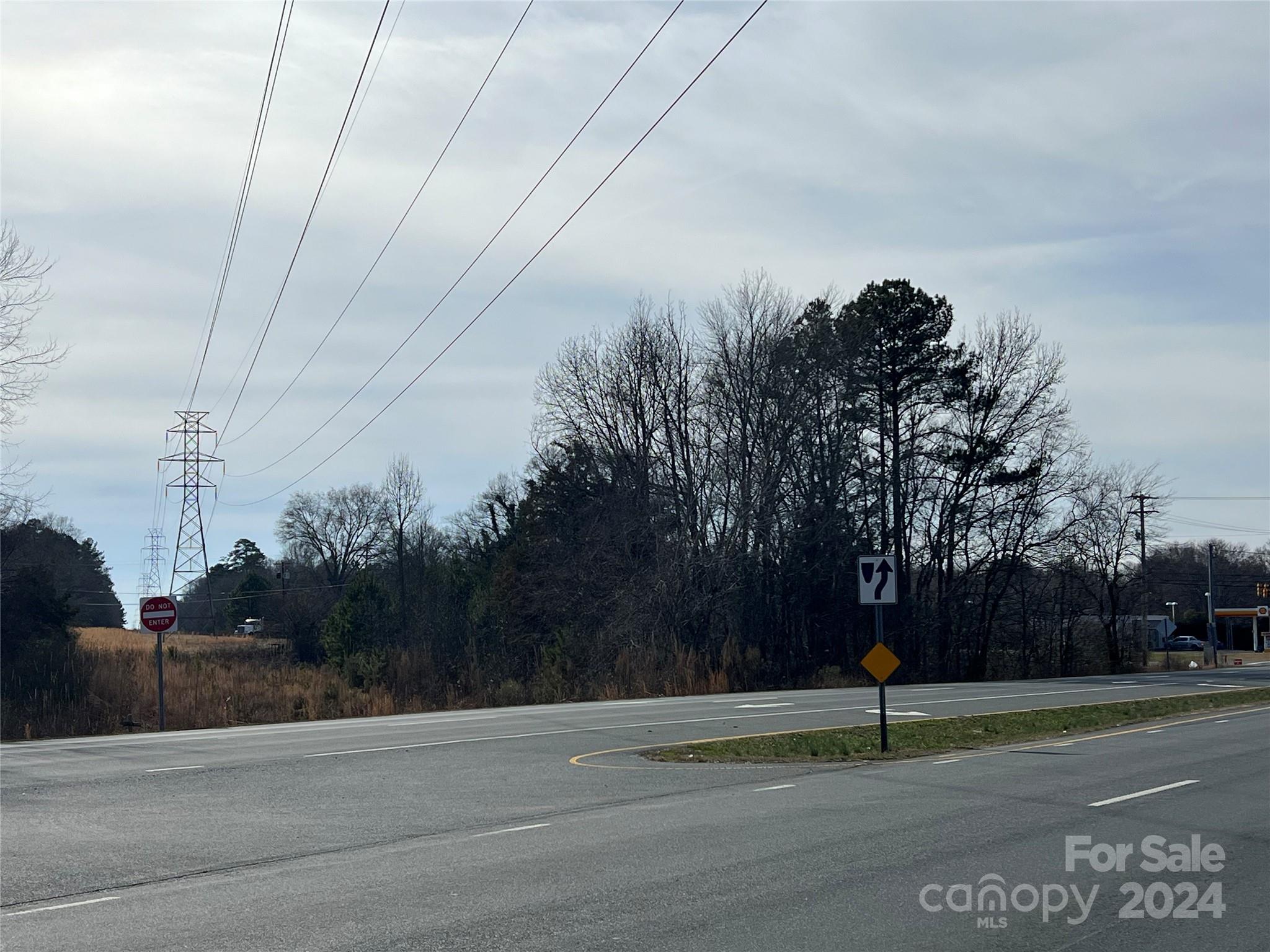 Vac Nc 24/27 Highway Property Photo 9
