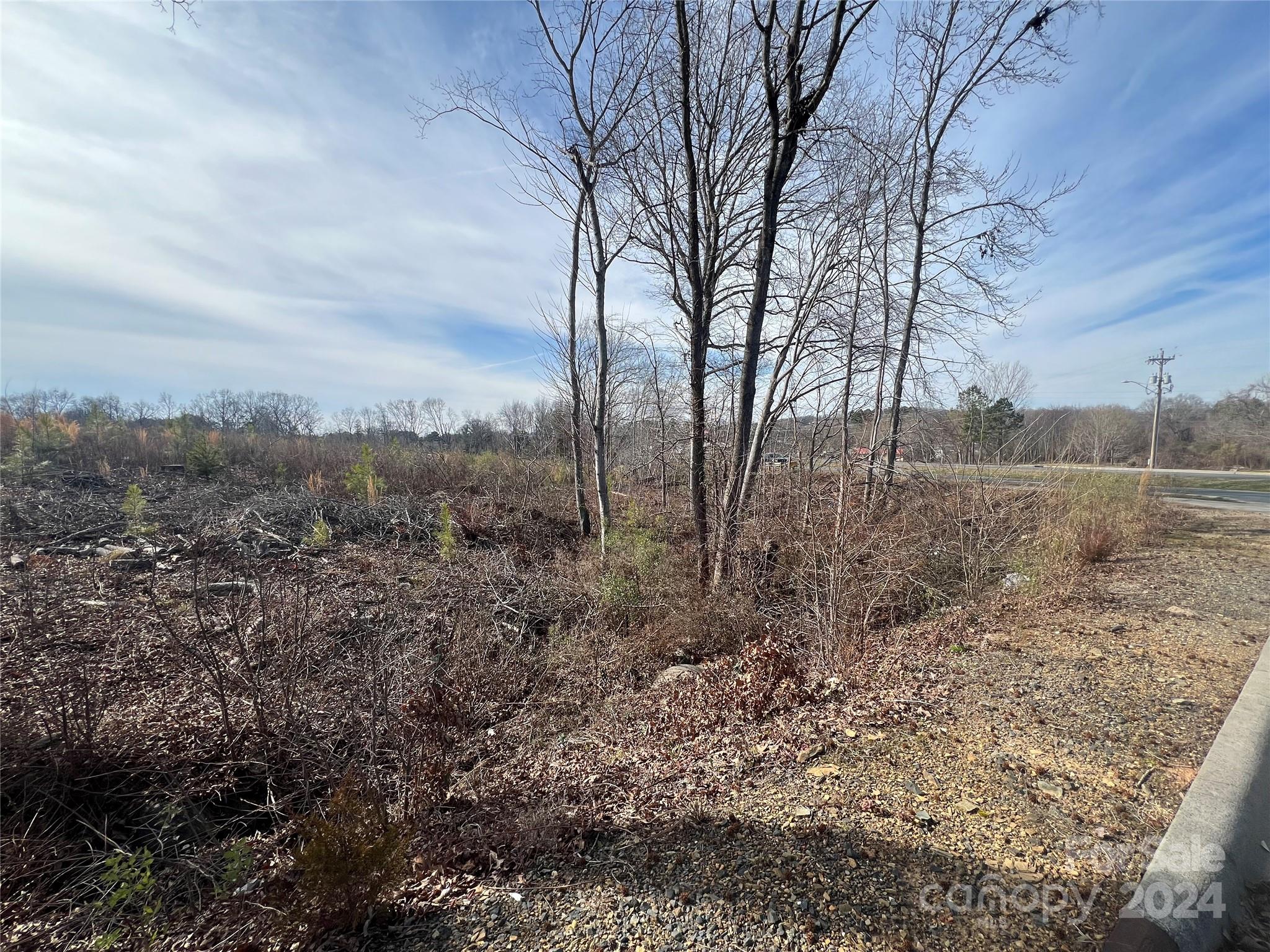 Vac Nc 24/27 Highway Property Photo 10