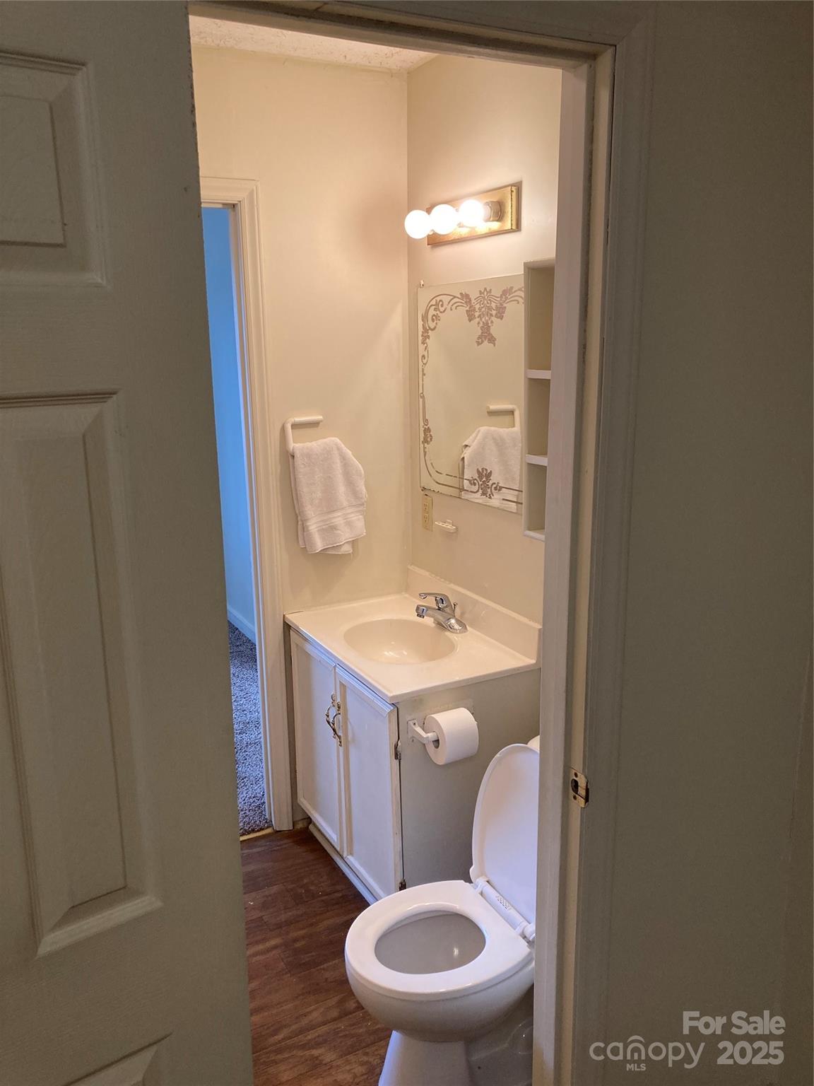 100 Normandy Drive Property Photo 17