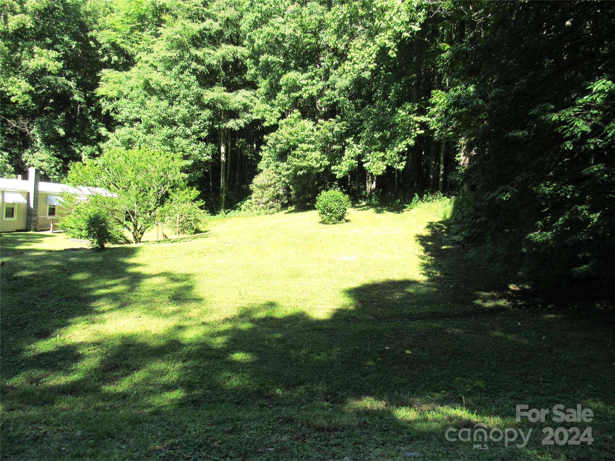 664 Woodfin Road Property Photo 5