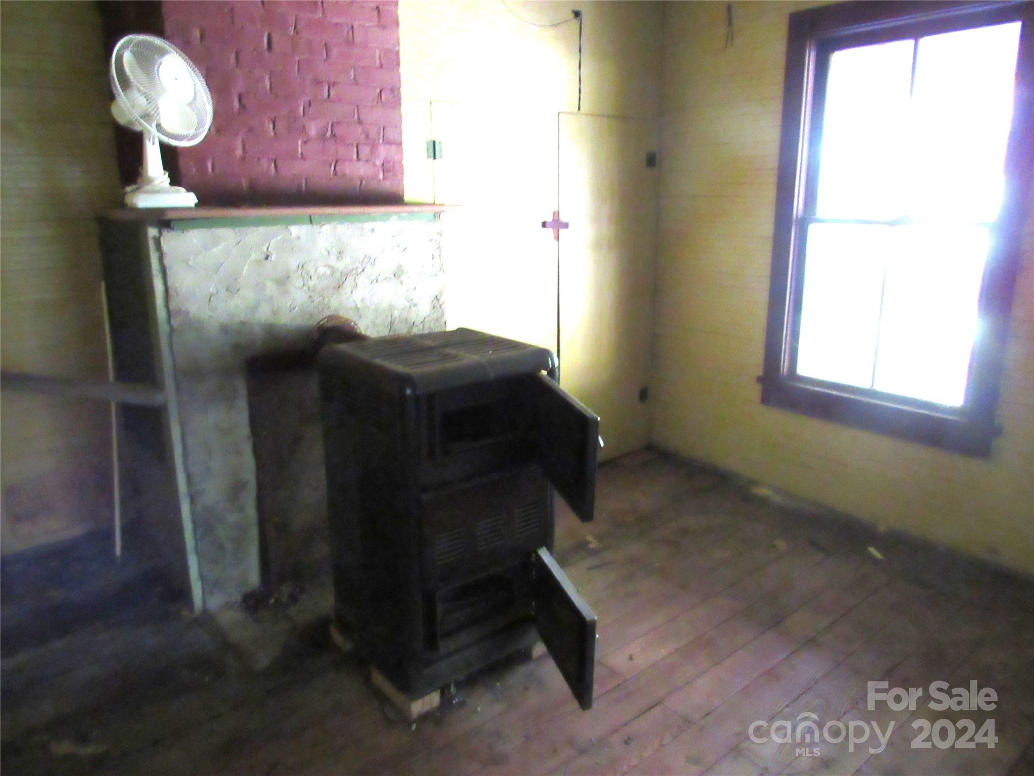 664 Woodfin Road Property Photo 23