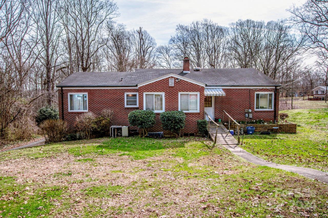 1095 Mount Ulla Highway Property Photo 1