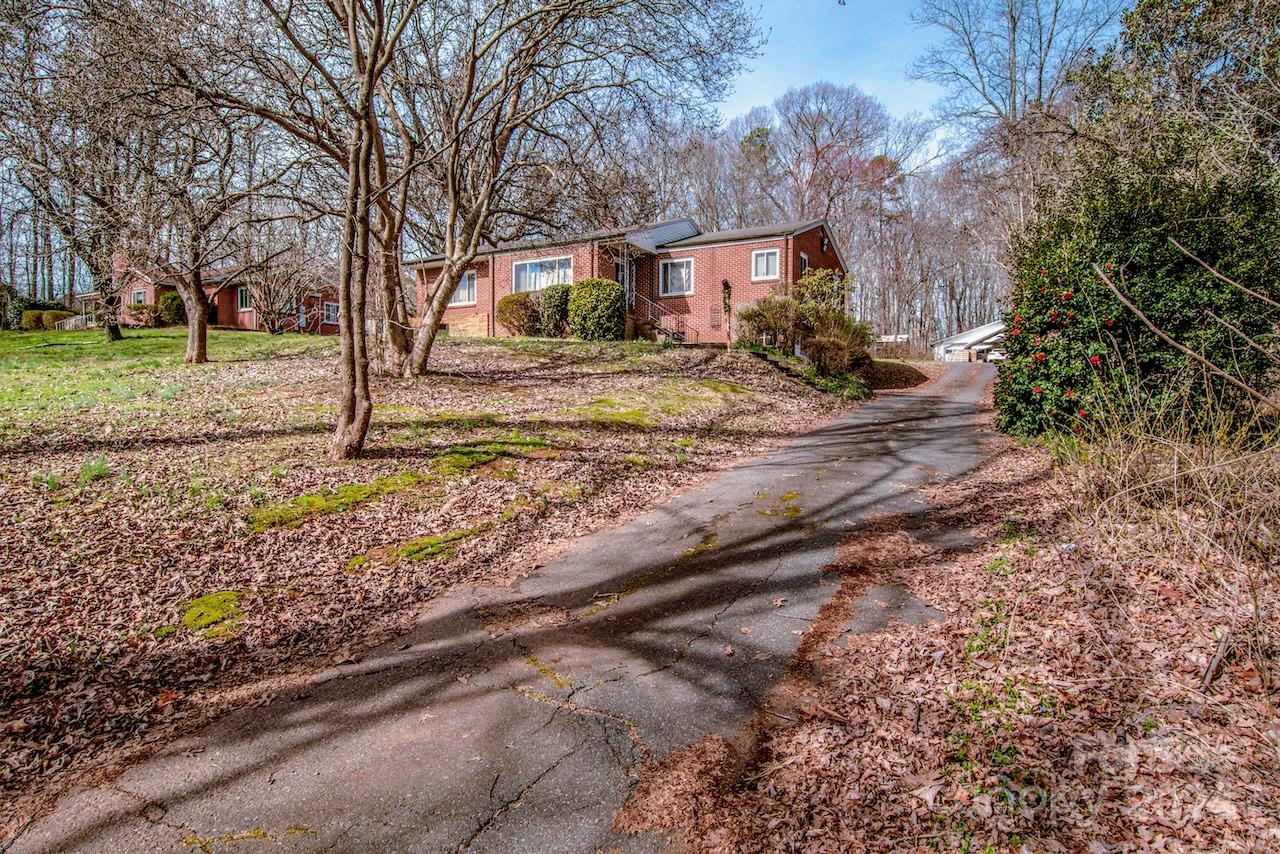 1095 Mount Ulla Highway Property Photo 11
