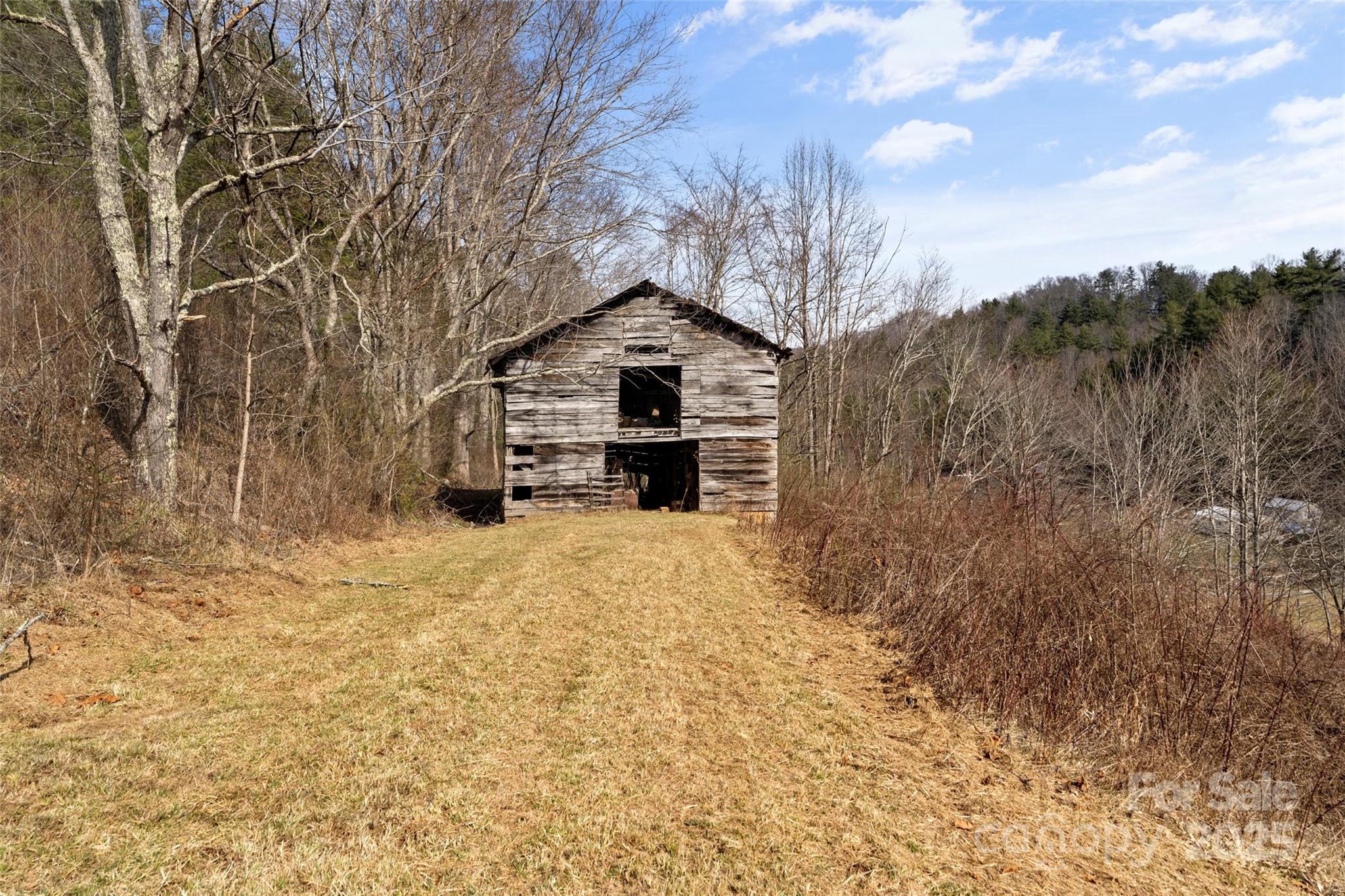 10999 Rush Fork Road Property Photo 3