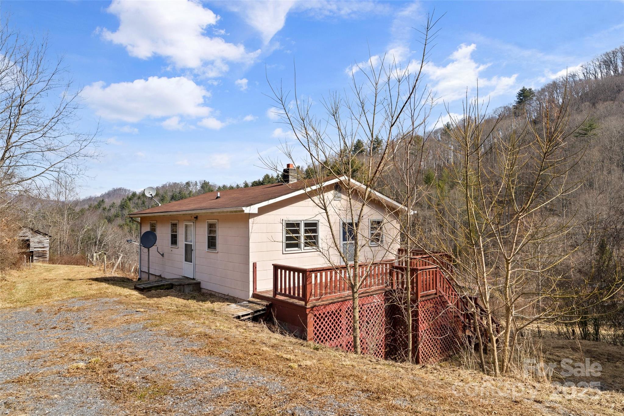 10999 Rush Fork Road Property Photo 6