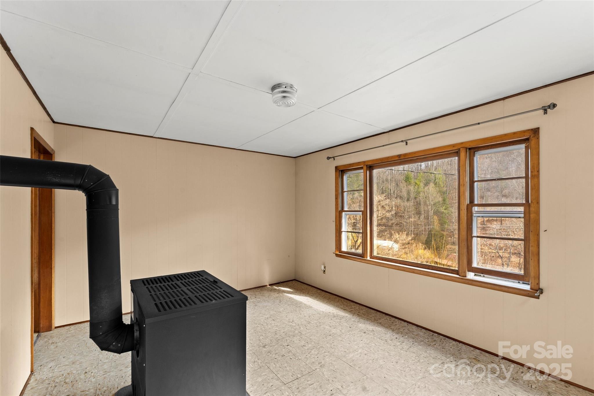 10999 Rush Fork Road Property Photo 13