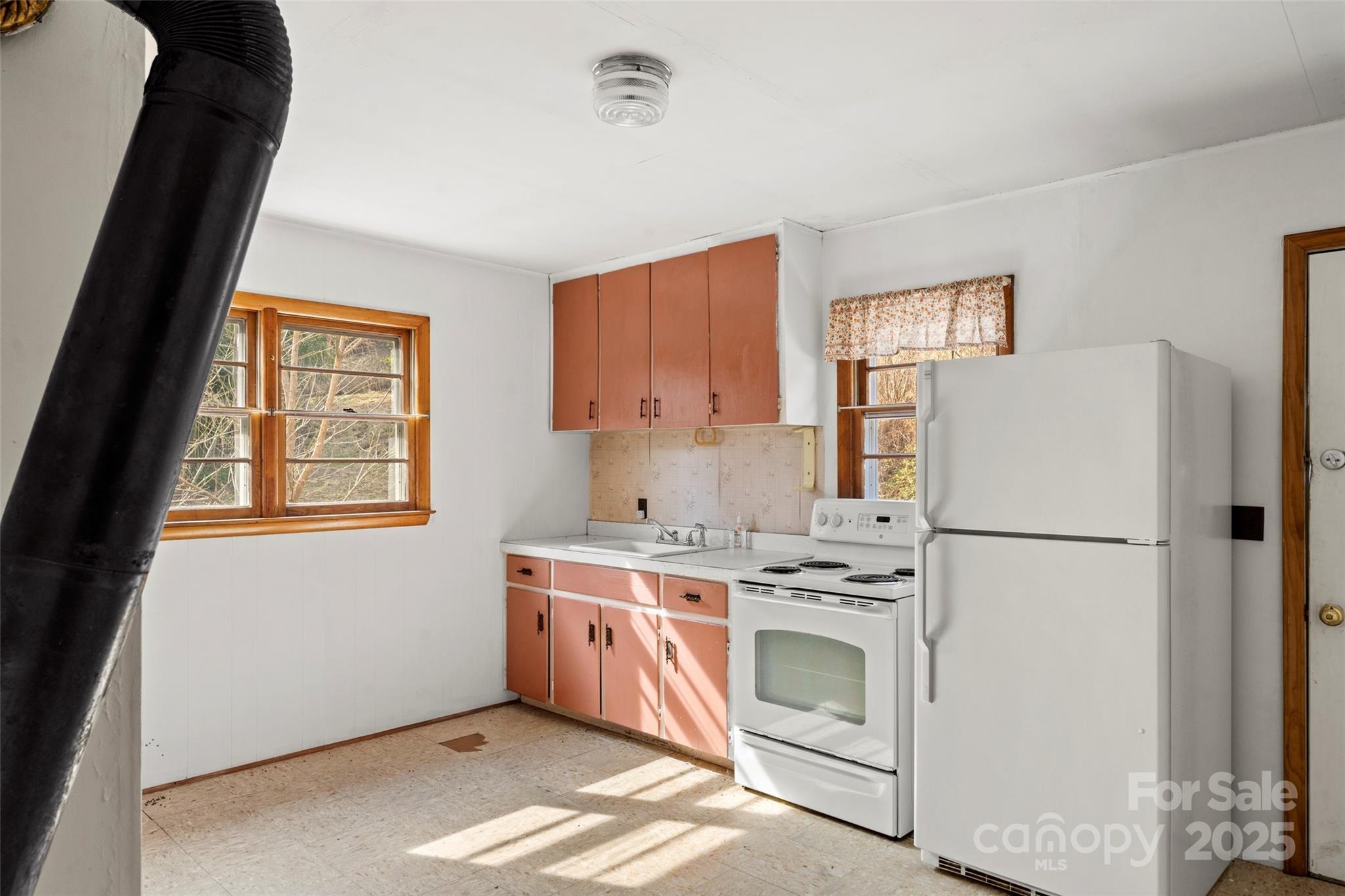 10999 Rush Fork Road Property Photo 15