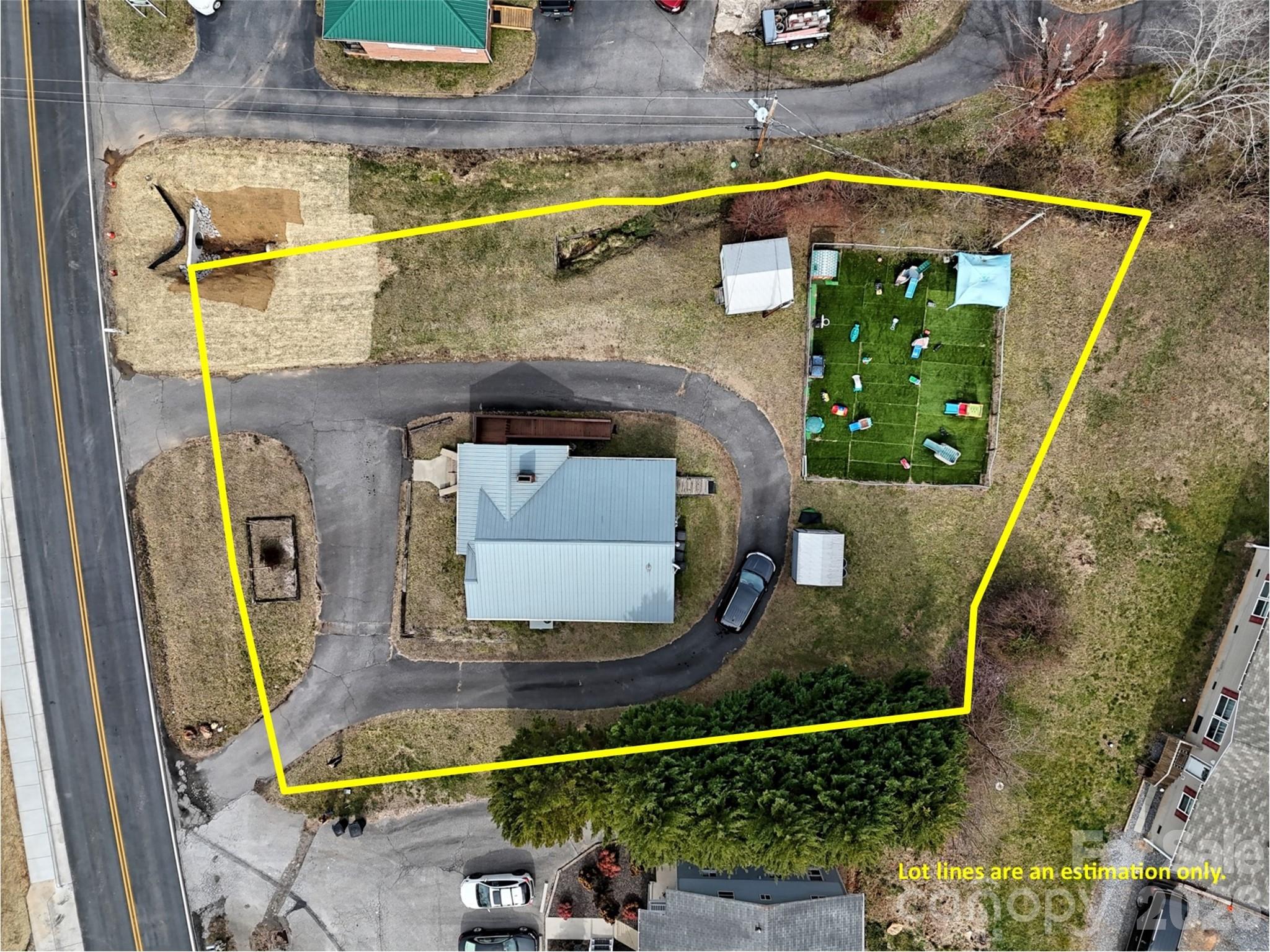 286 Skyland Drive Property Photo 12