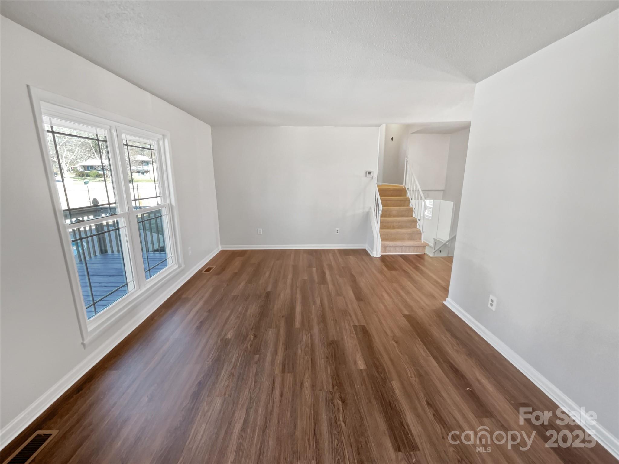 1006 Wilson Boulevard Property Photo 10