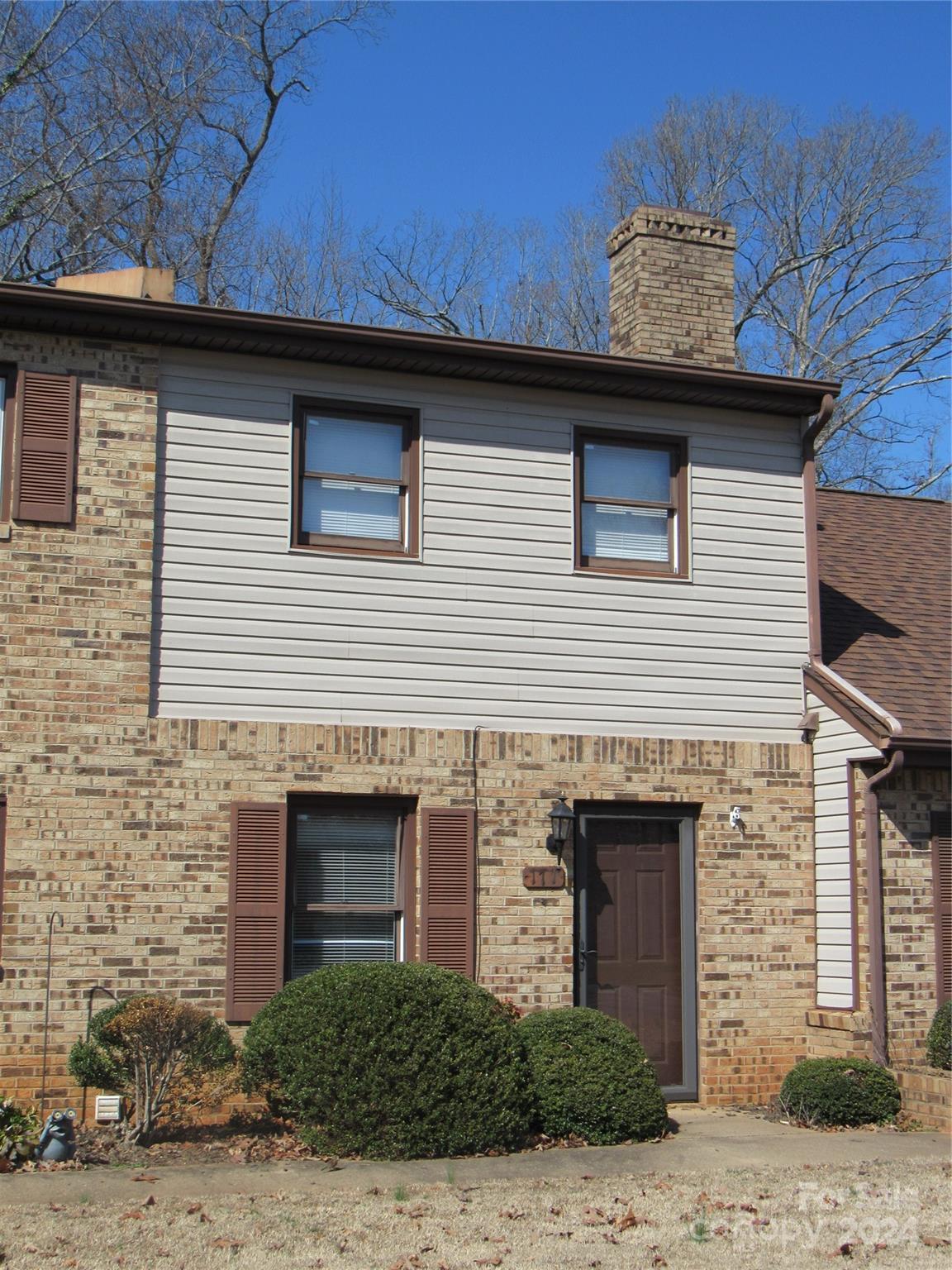 171 Fox Run Road Property Photo 2