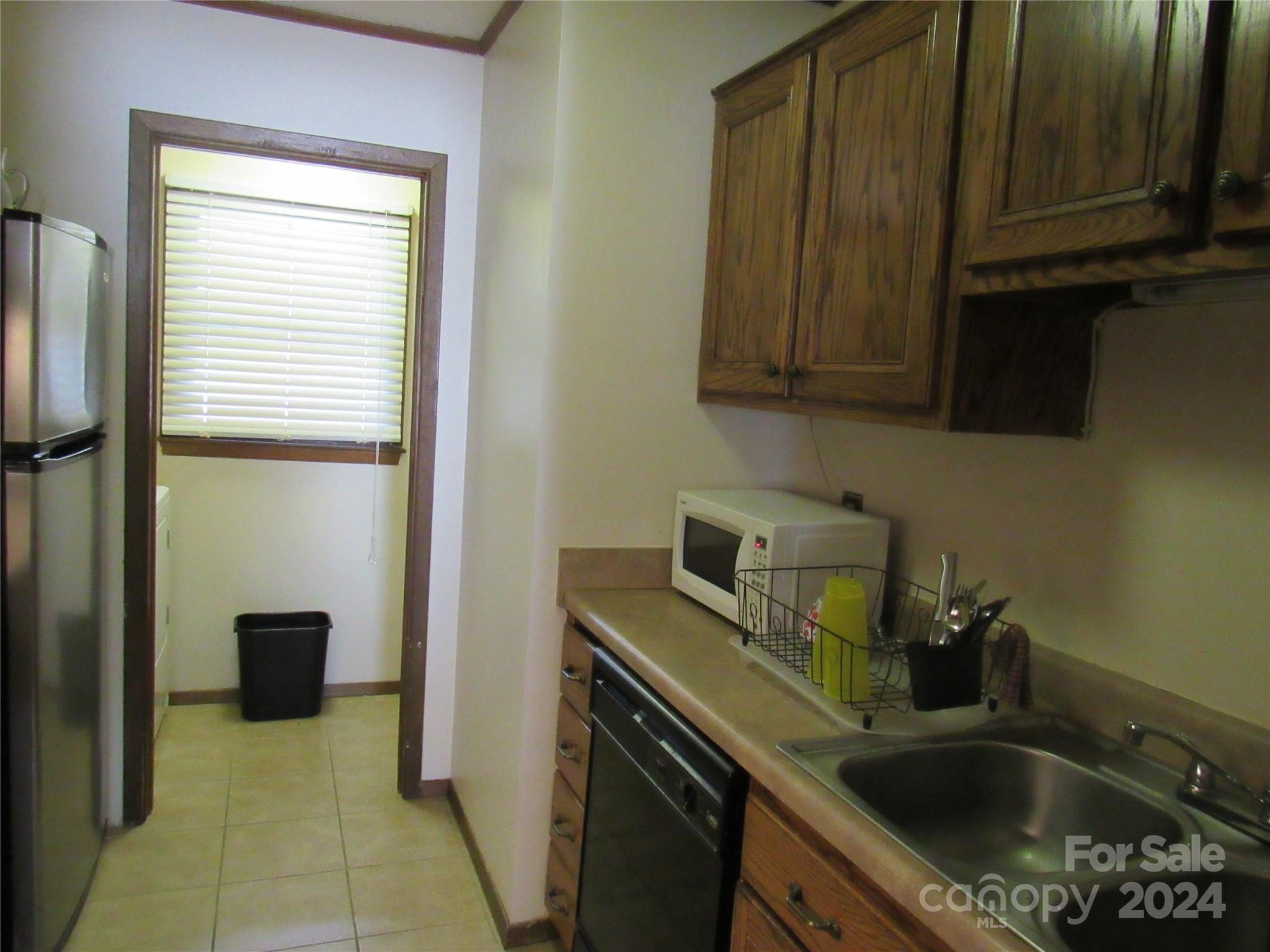 171 Fox Run Road Property Photo 6