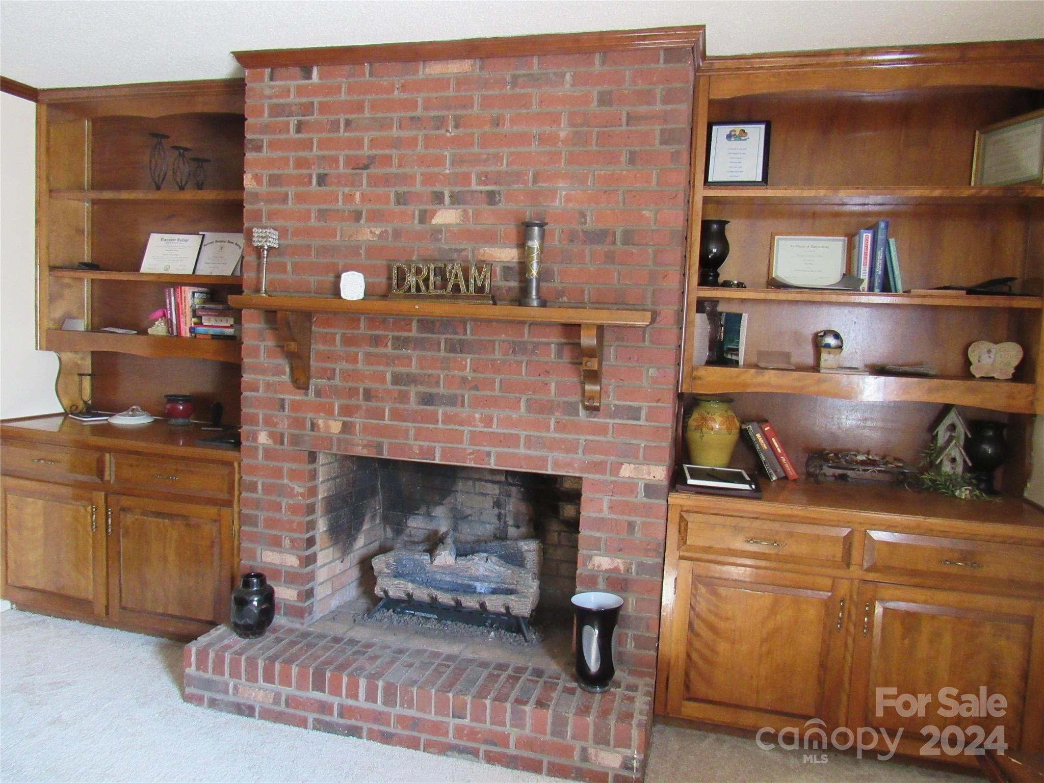 171 Fox Run Road Property Photo 9