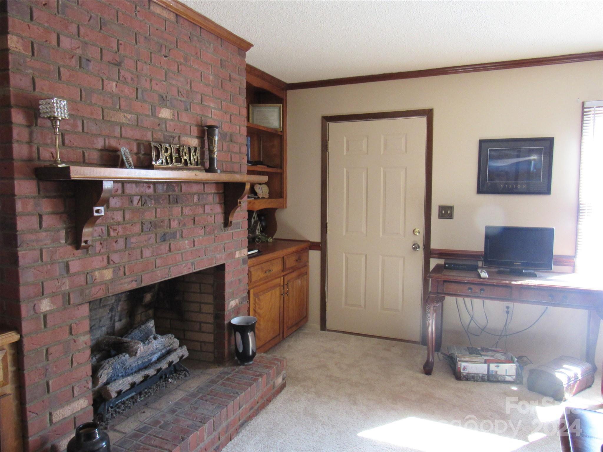 171 Fox Run Road Property Photo 13