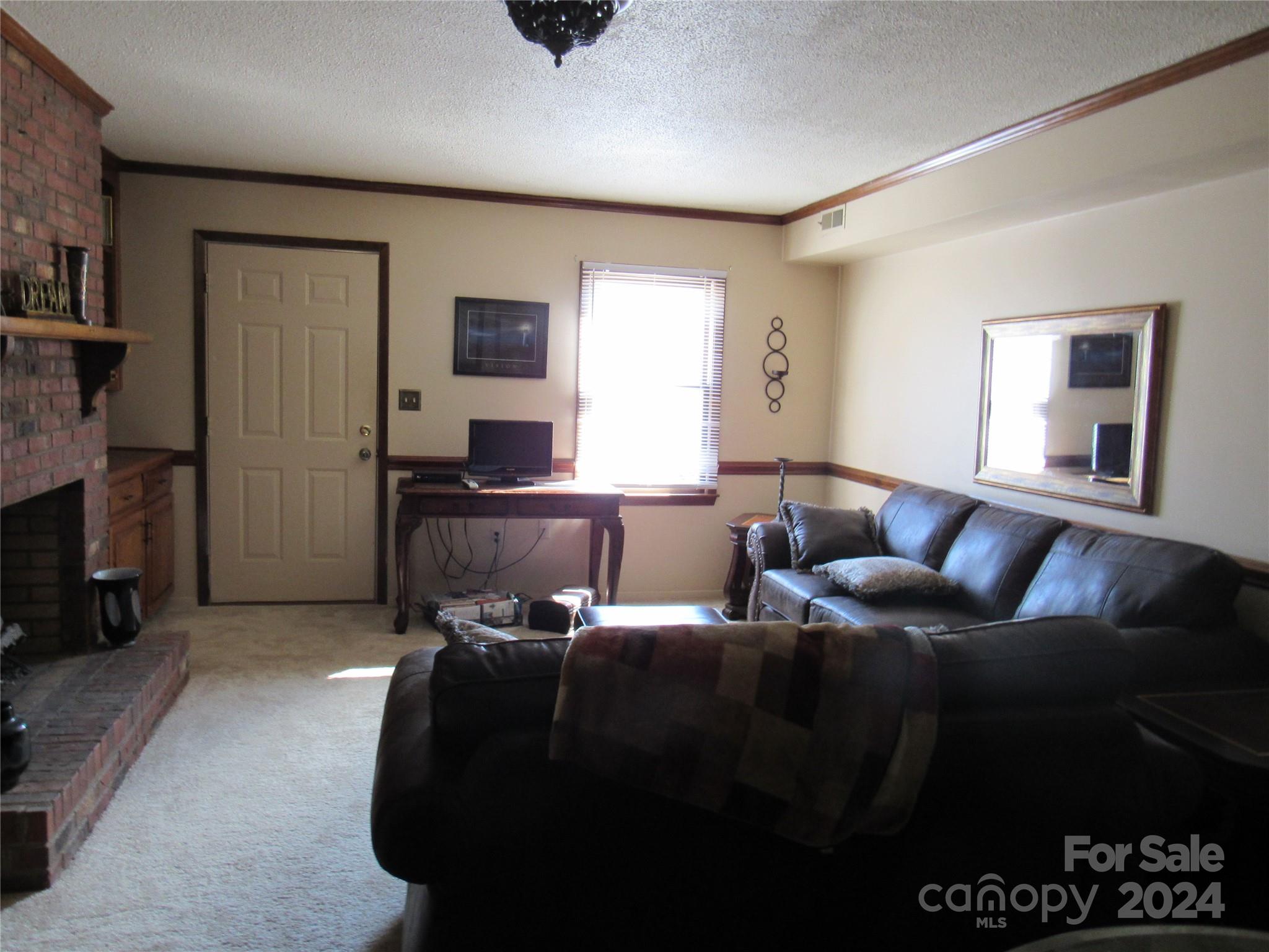 171 Fox Run Road Property Photo 14