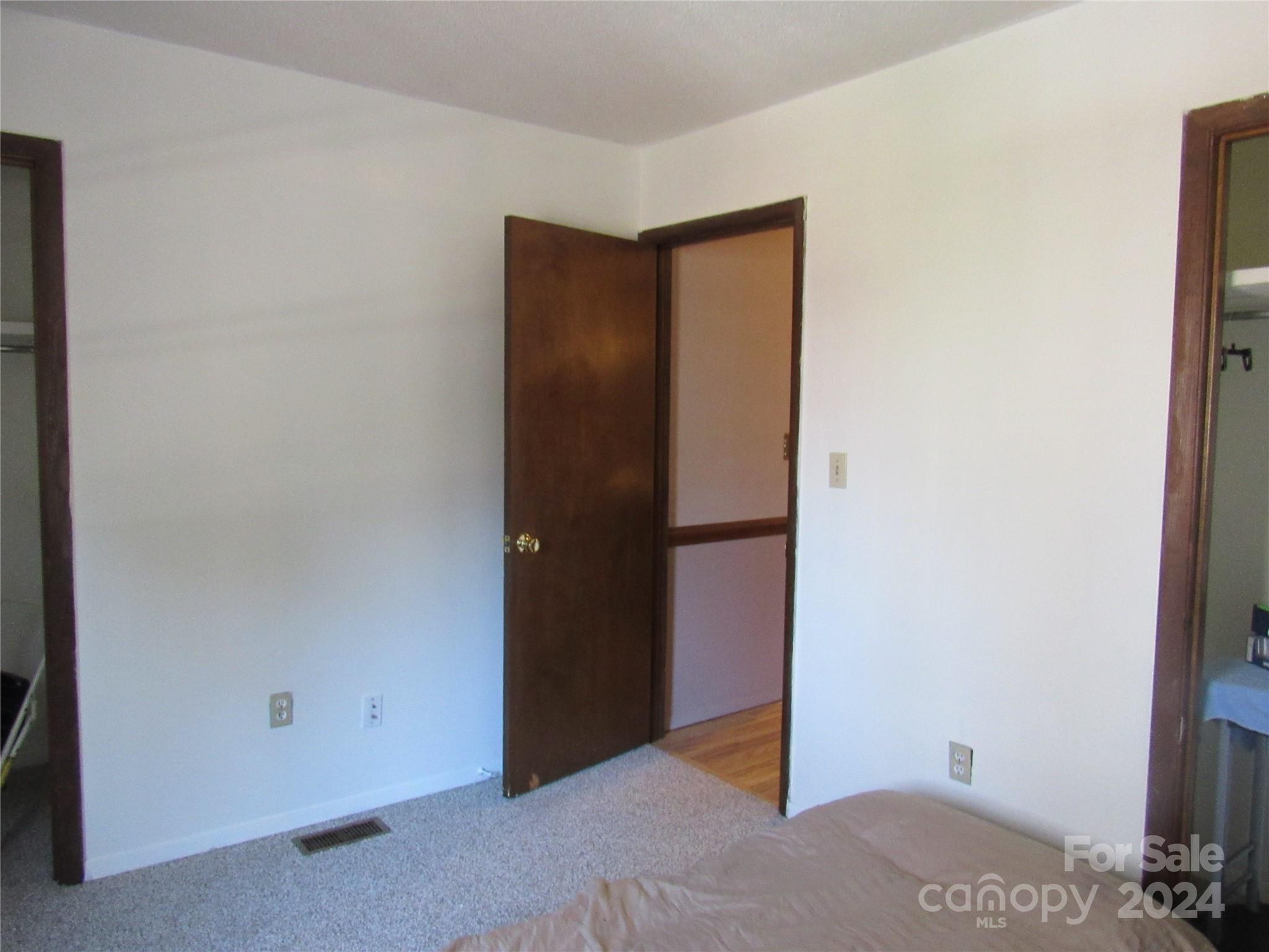 171 Fox Run Road Property Photo 25