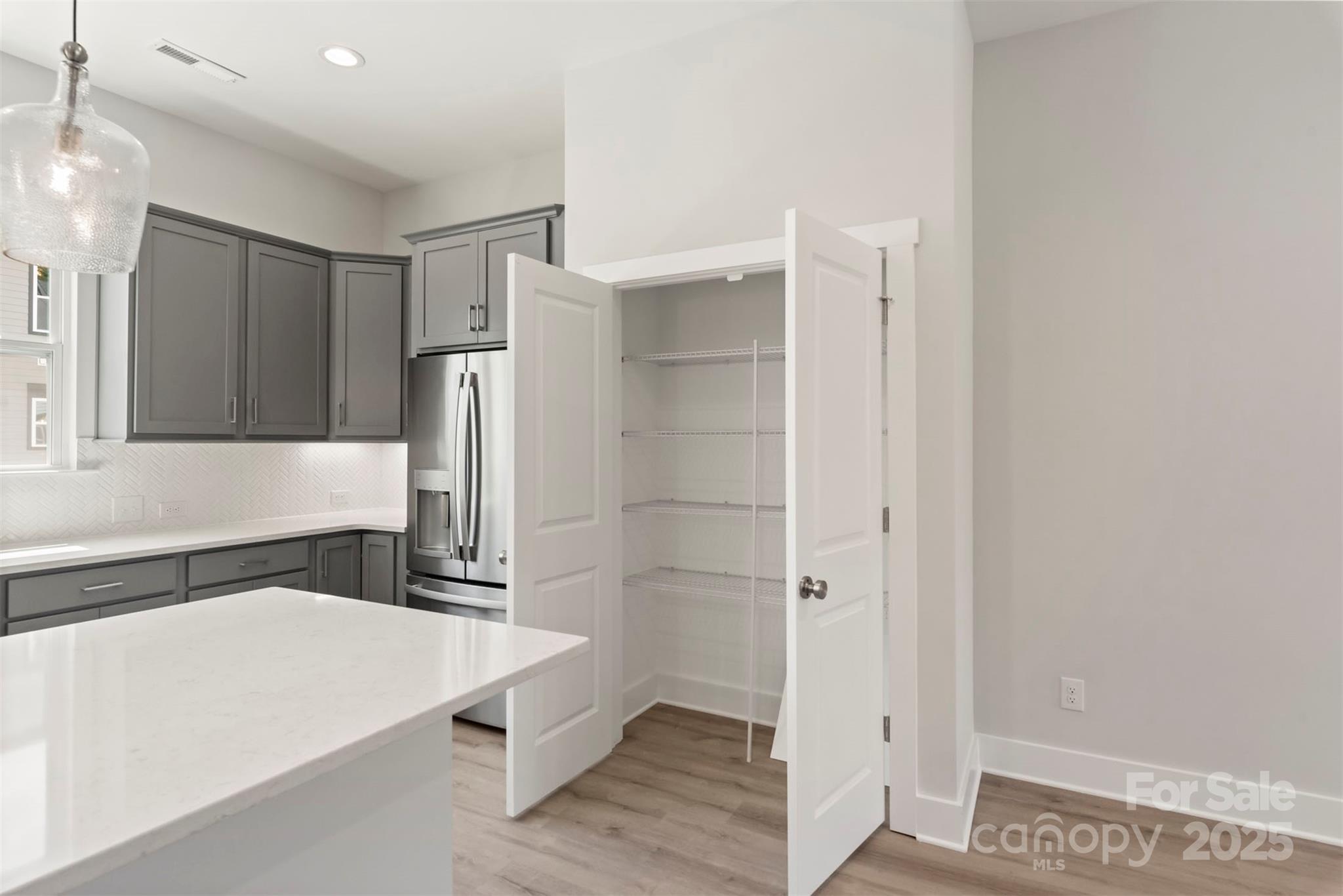 413 Prine Place Brx0014 Property Photo 16