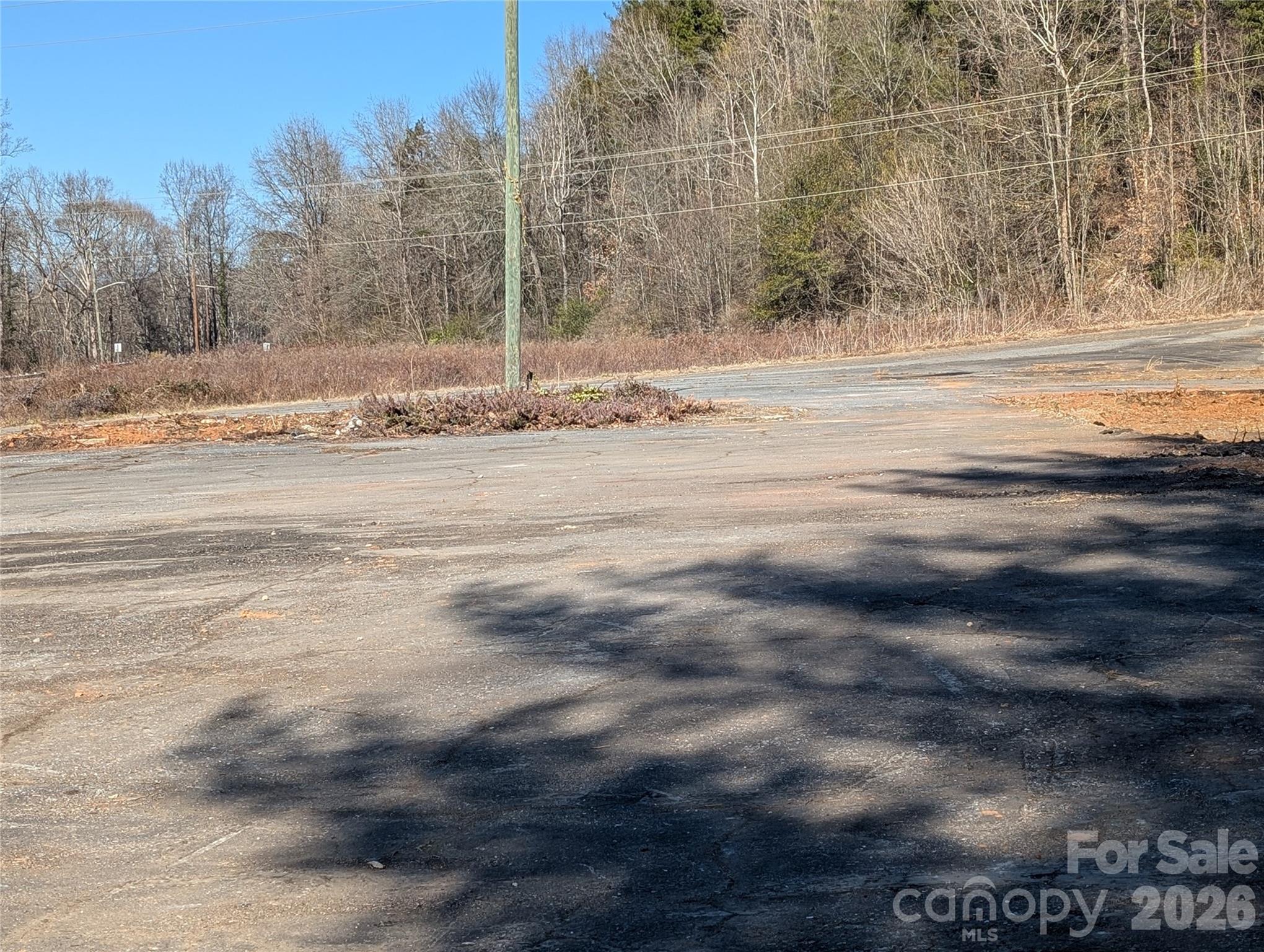 102 Sanford Drive Property Photo 3
