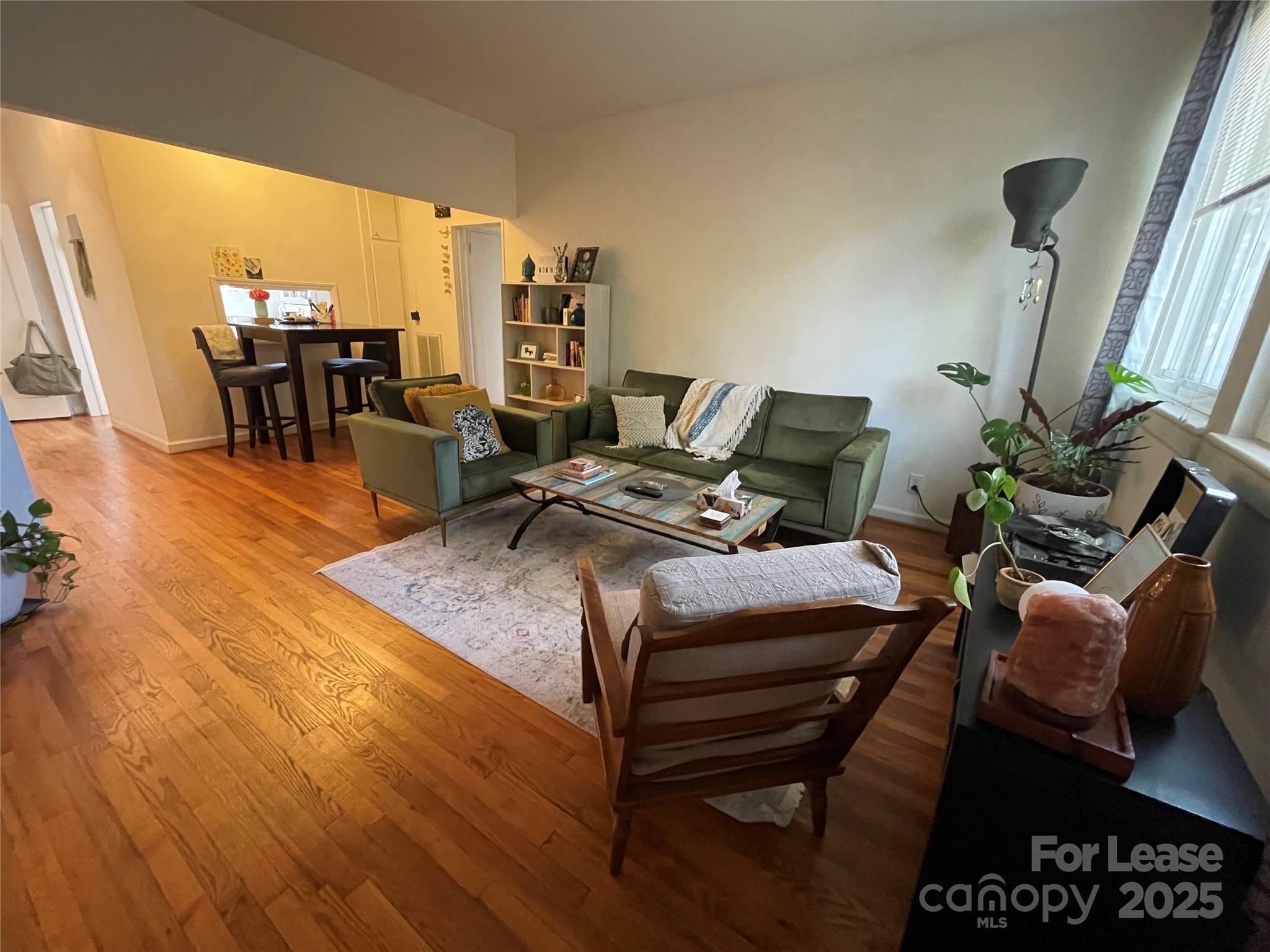 2513 Vail Avenue 4 Property Photo 8