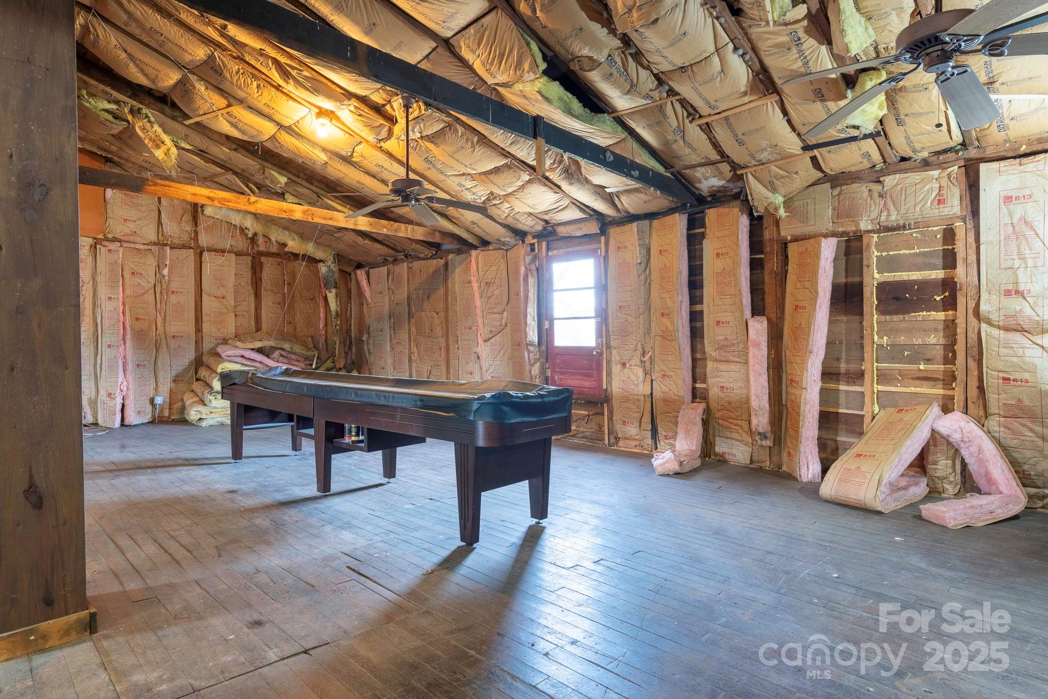 53 2nd Avenue Property Photo 33