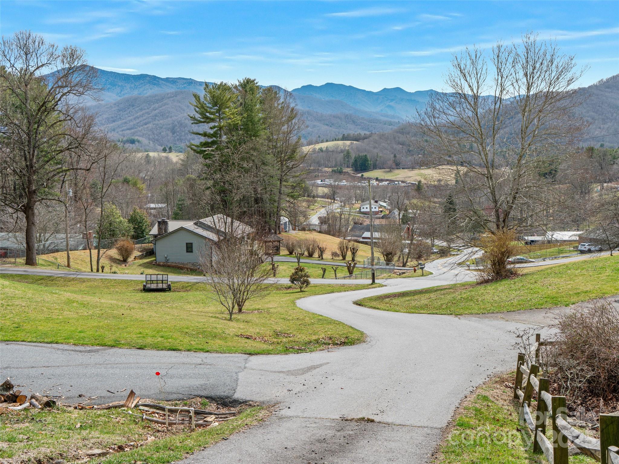 00 Mountain View Estates Property Photo 1