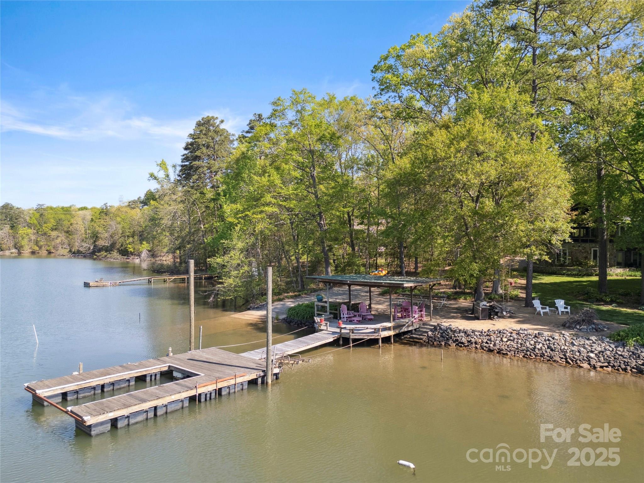 501 Nivens Cove Road Property Photo 6