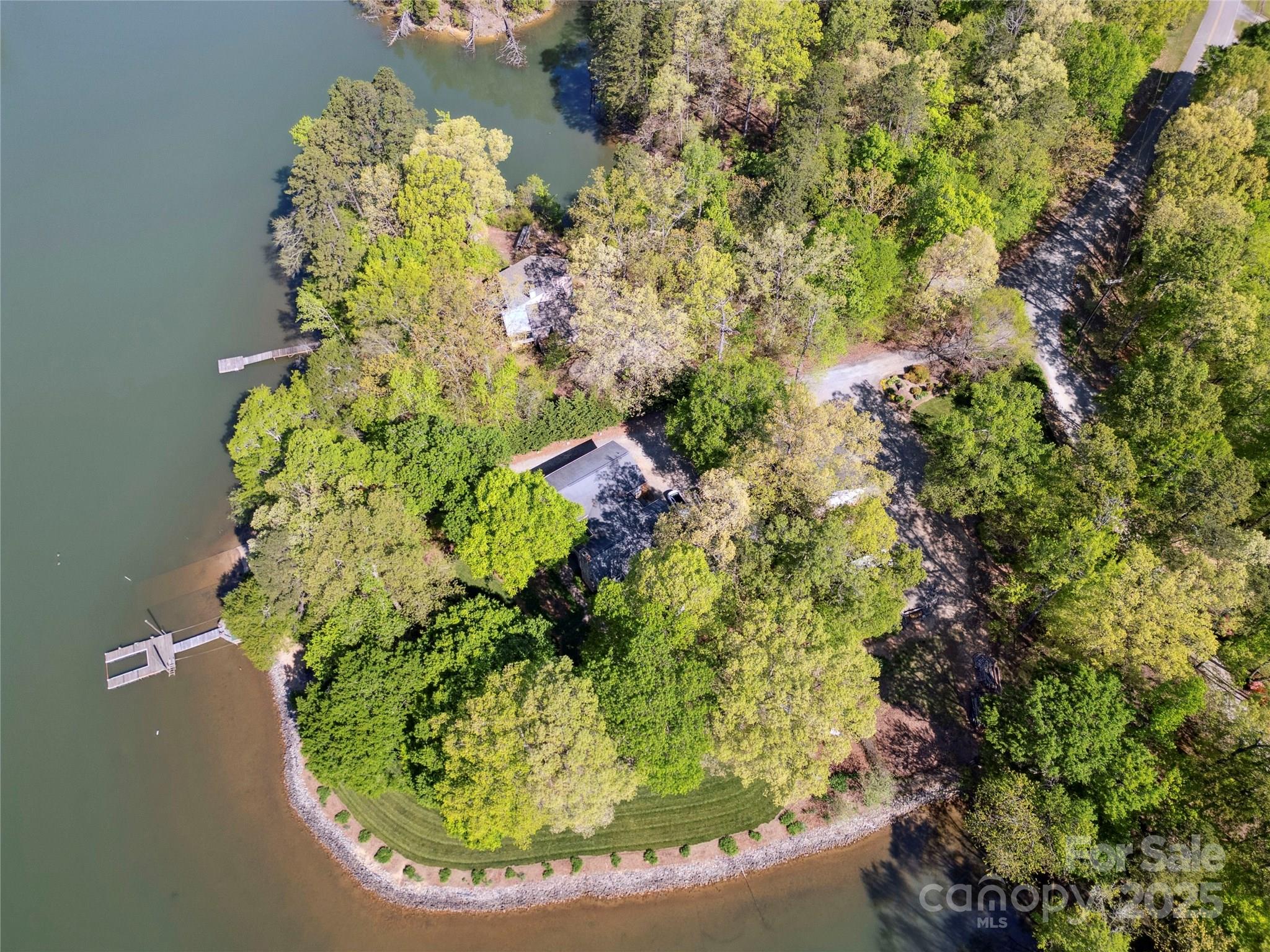 501 Nivens Cove Road Property Photo 9