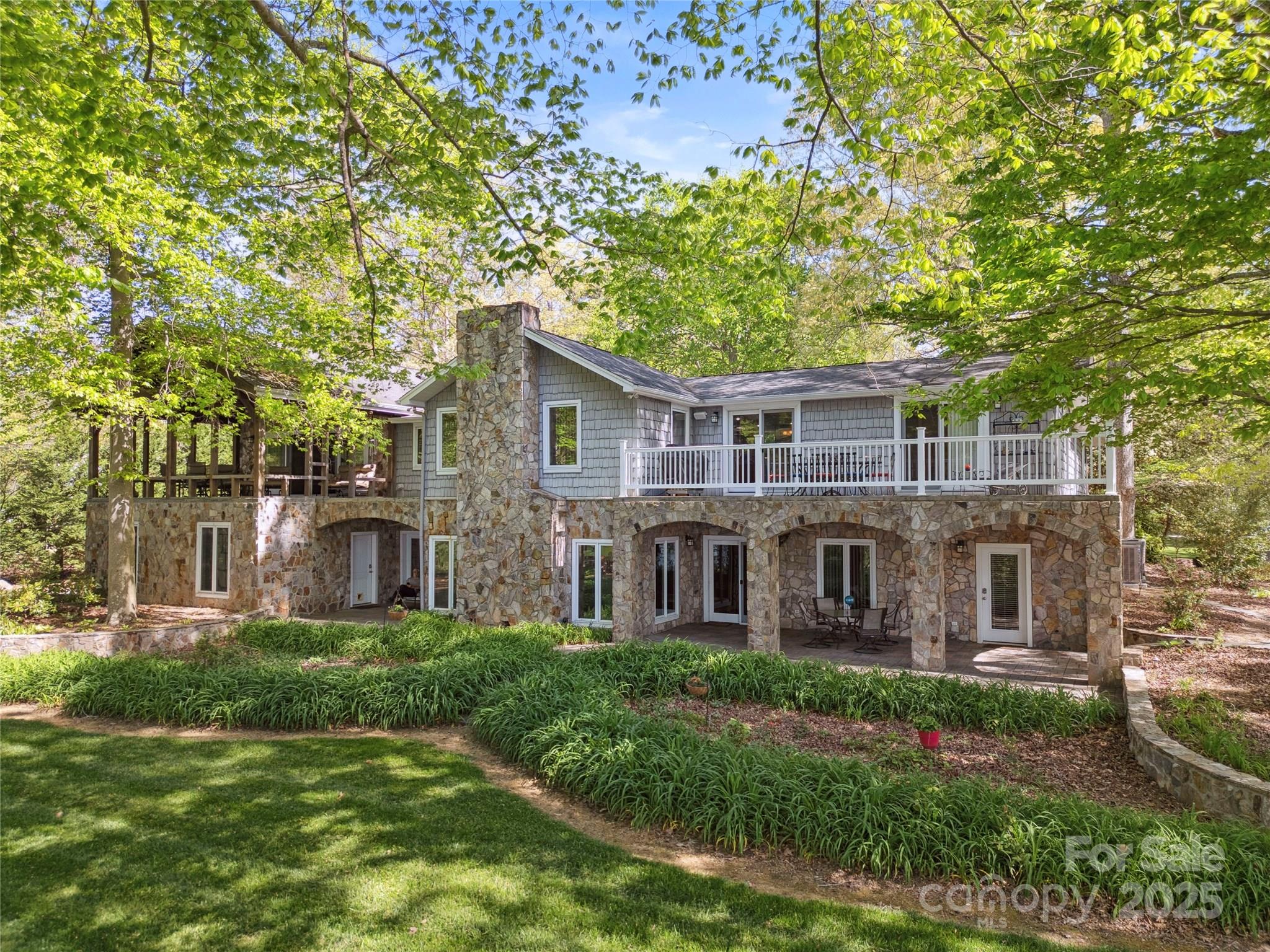 501 Nivens Cove Road Property Photo 13