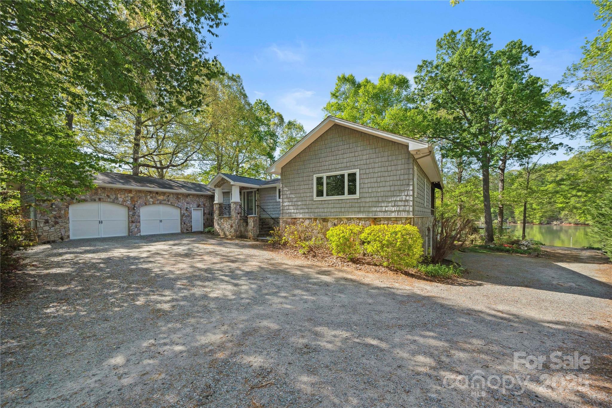 501 Nivens Cove Road Property Photo 15