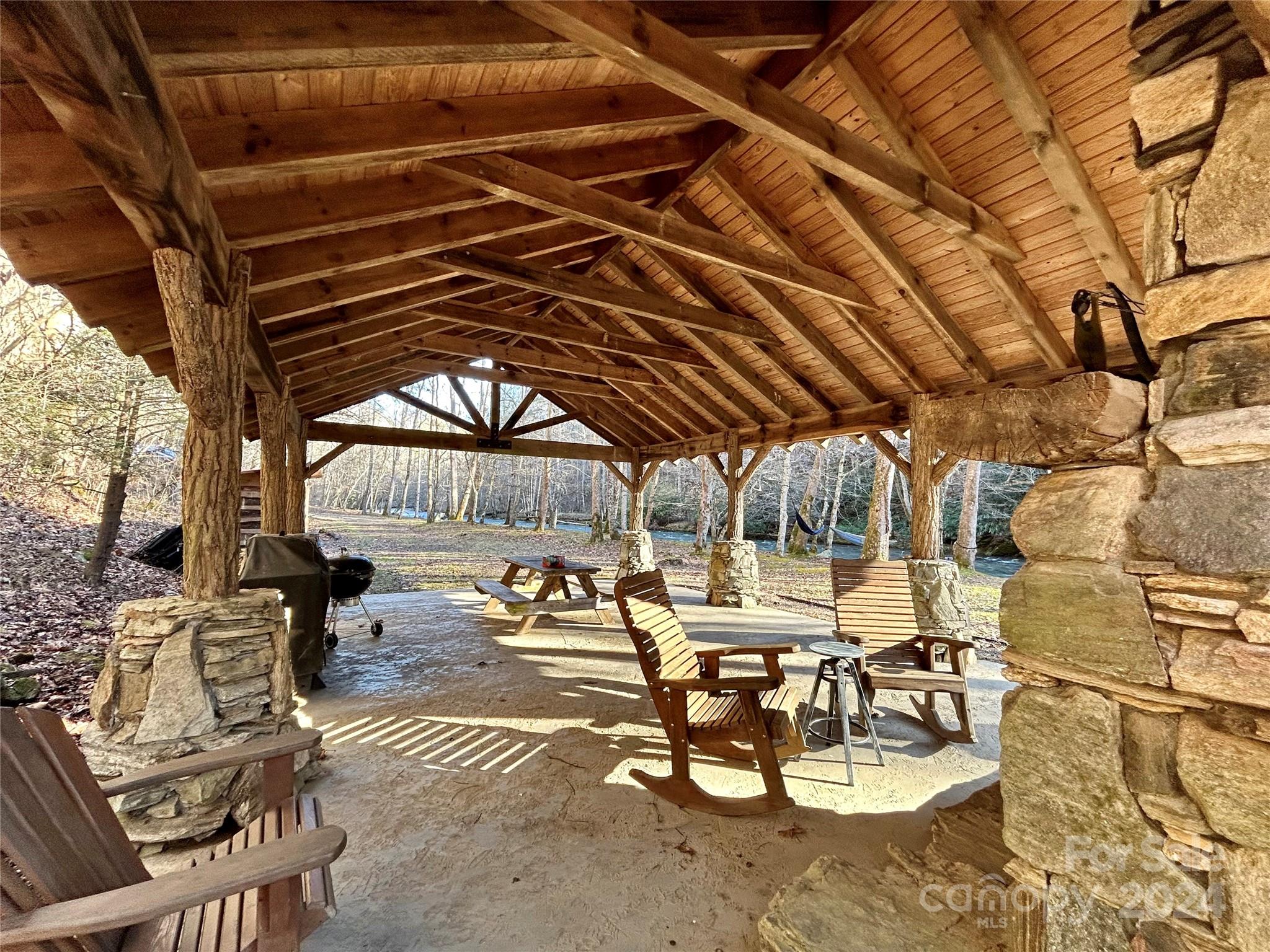 275 Overlook Lane 22 Property Photo 15