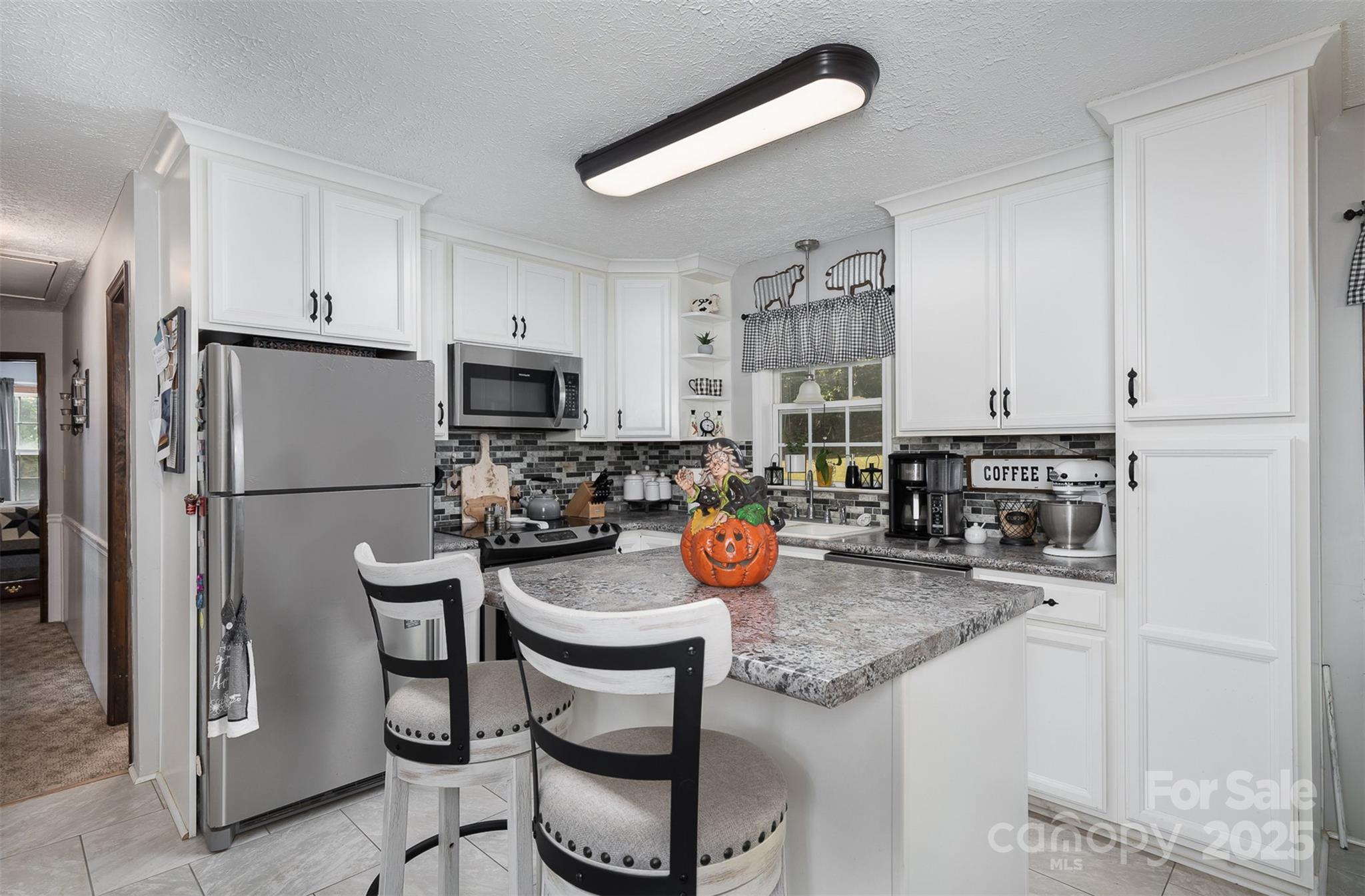 3220 Sawmill Road Property Photo 3