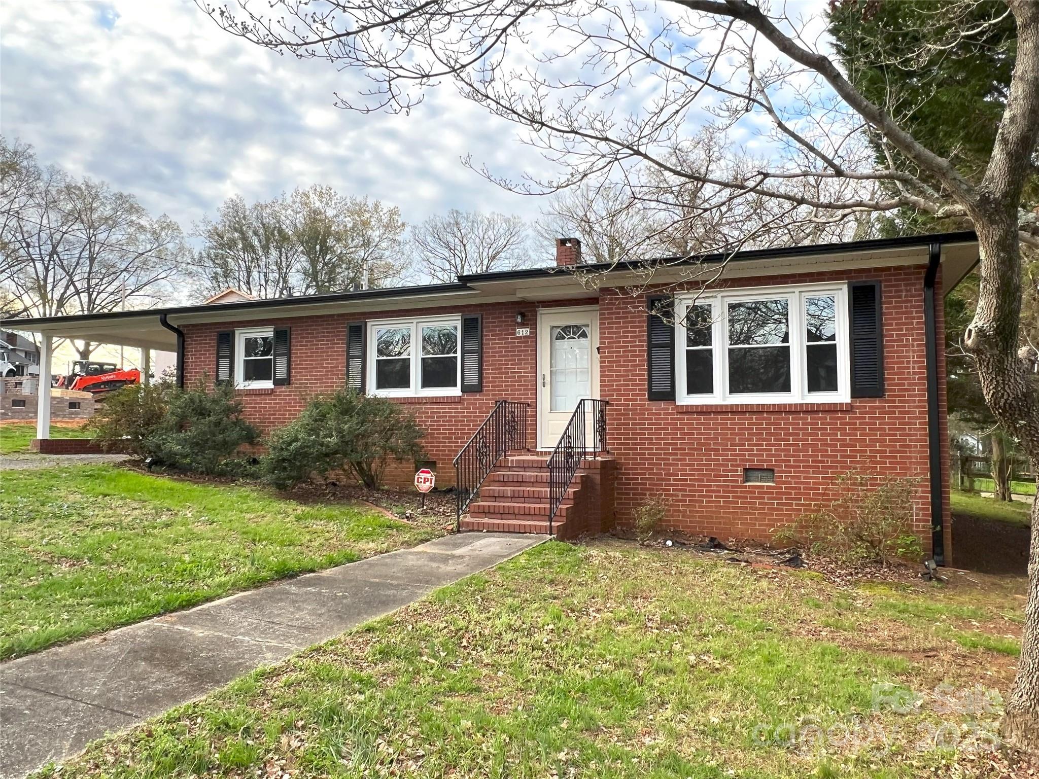 612 Brown Avenue Property Photo