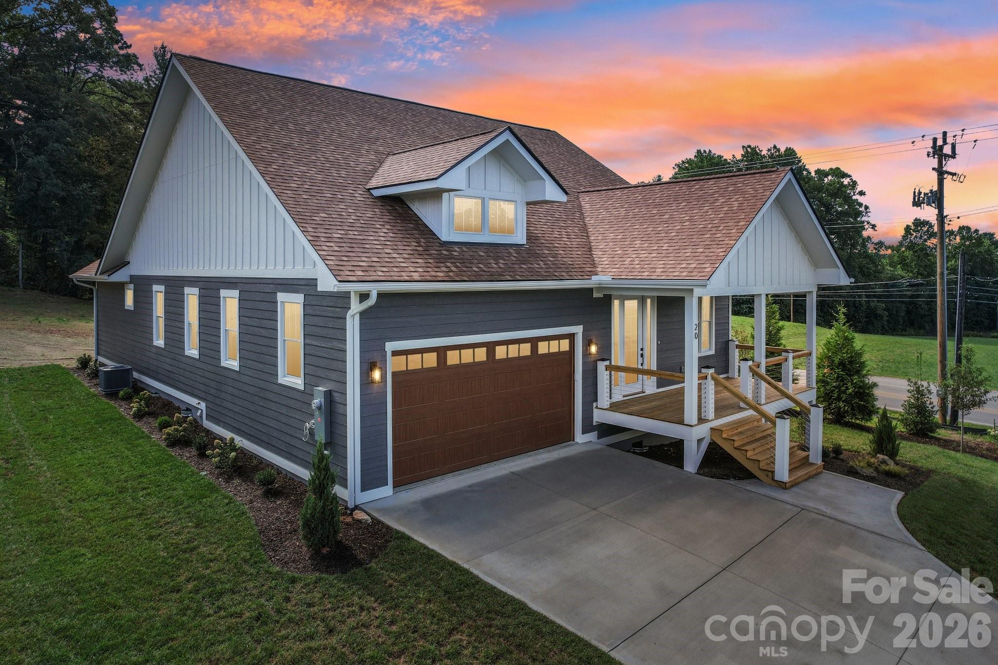 20 Maple Knoll Drive Property Photo 1
