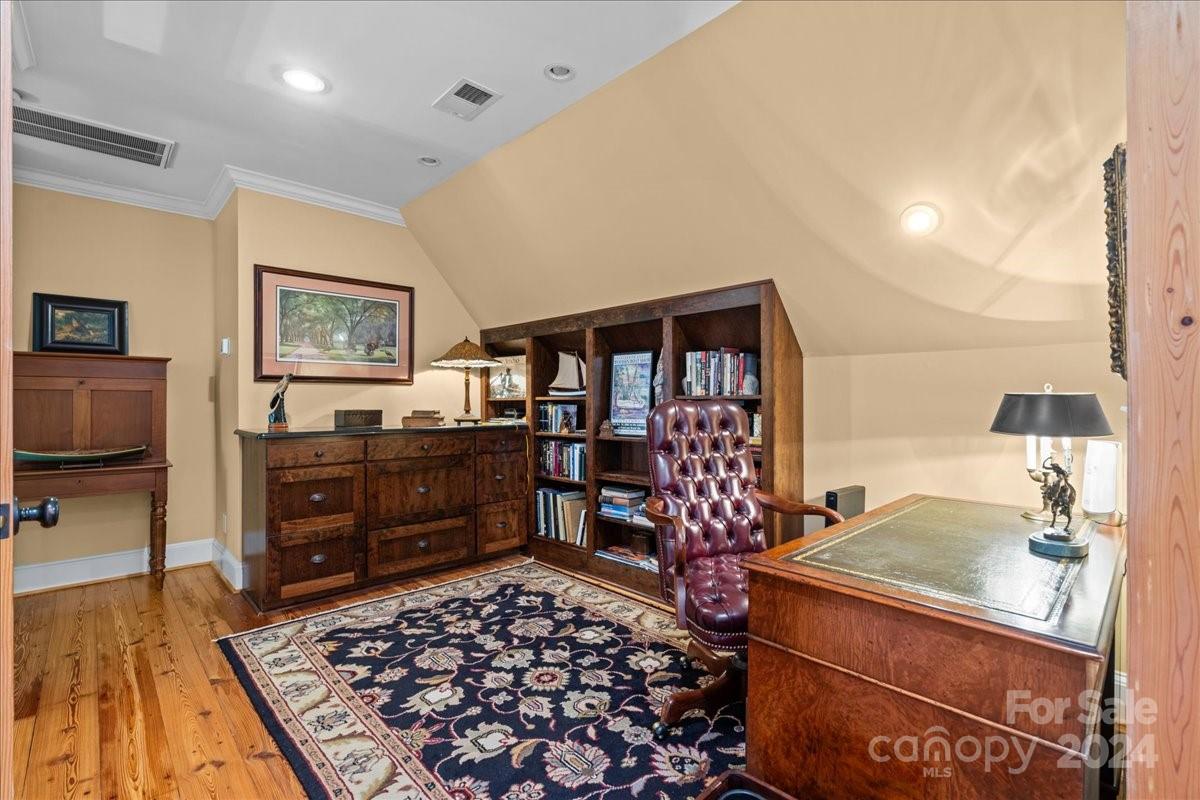 2884 Lake Road Property Photo 27