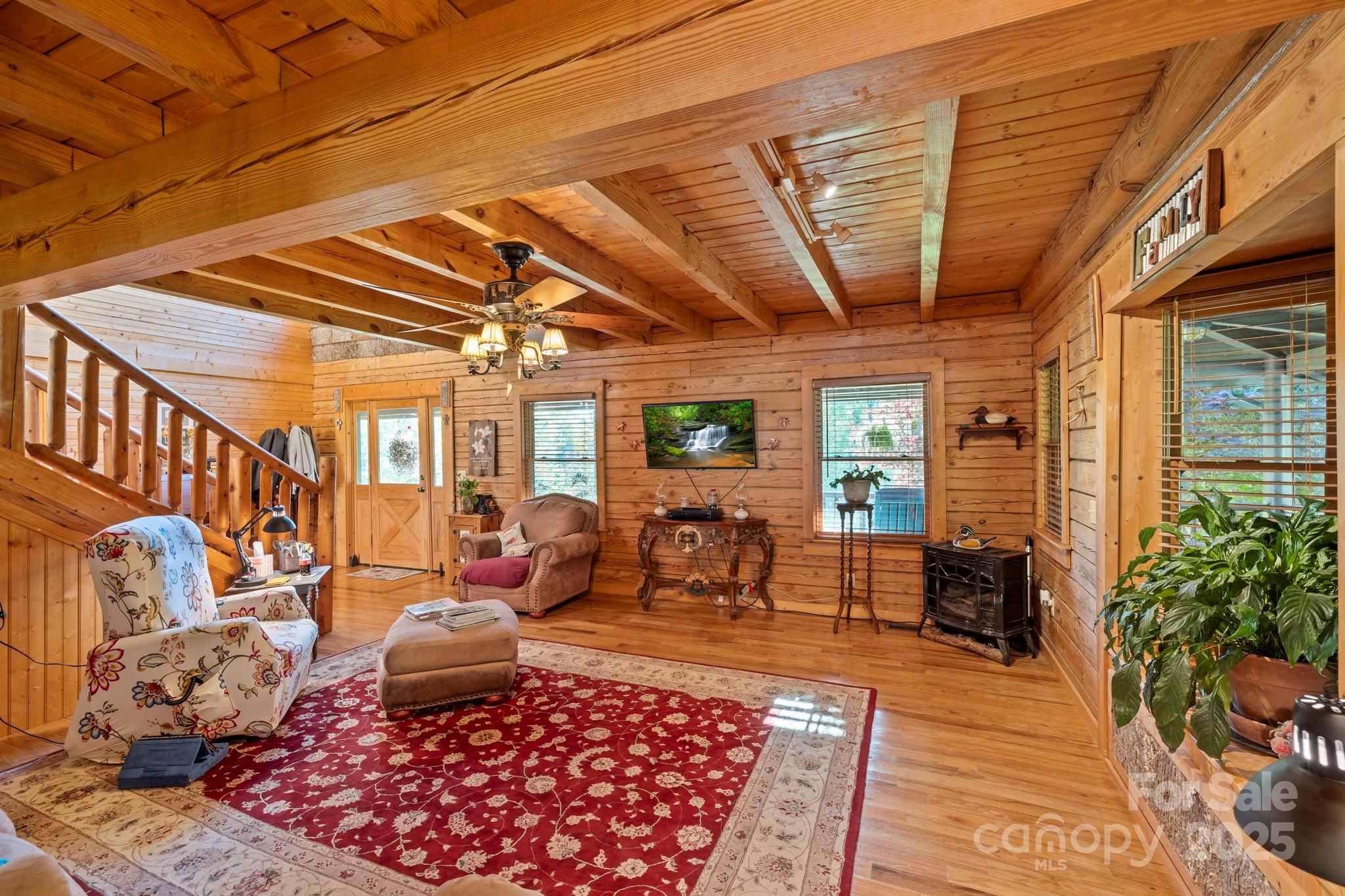 2378 Flat Creek Valley Road Property Photo 13