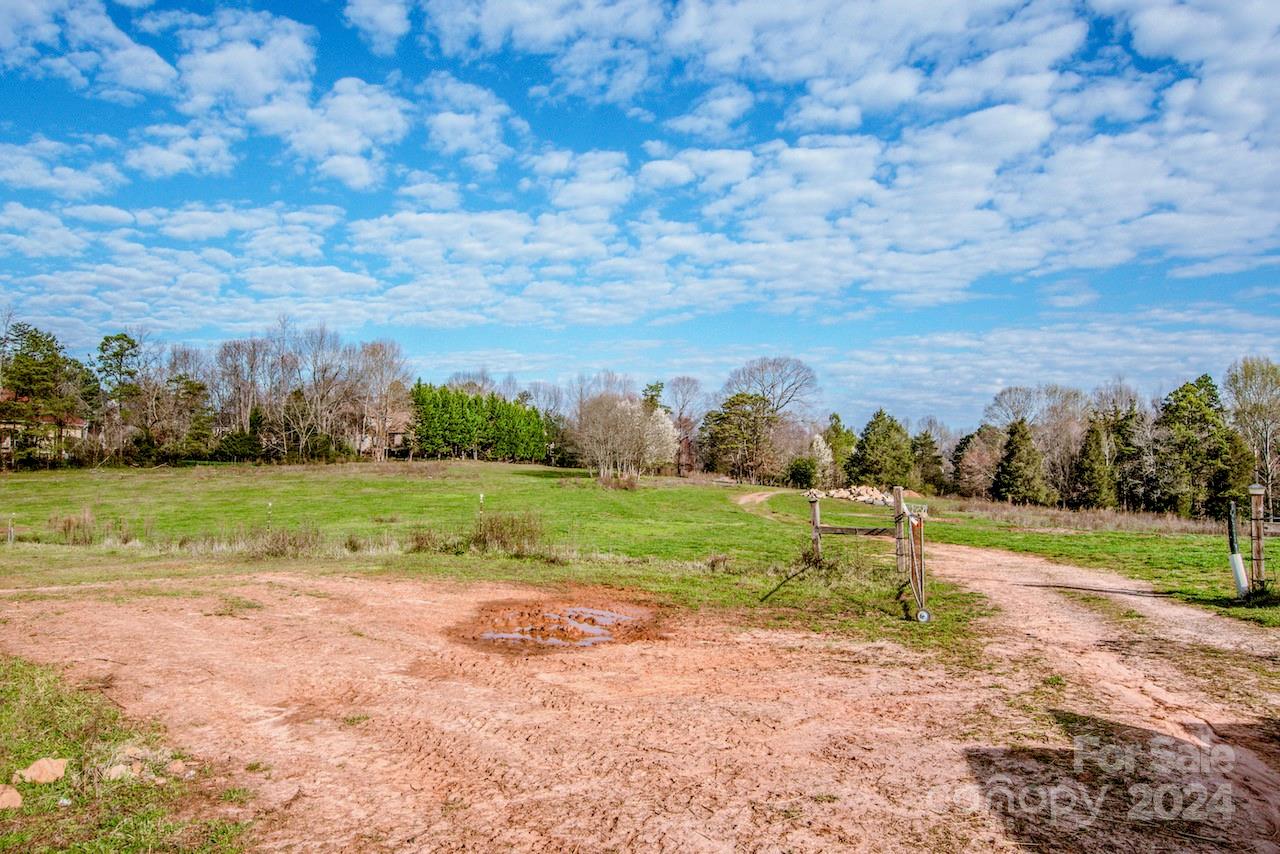 00 Beaten Path Road Property Photo 8