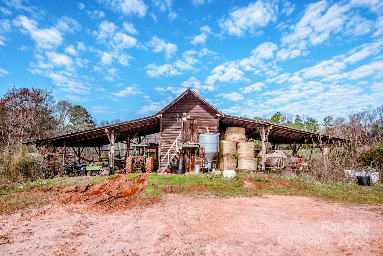 00 Beaten Path Road Property Photo 14