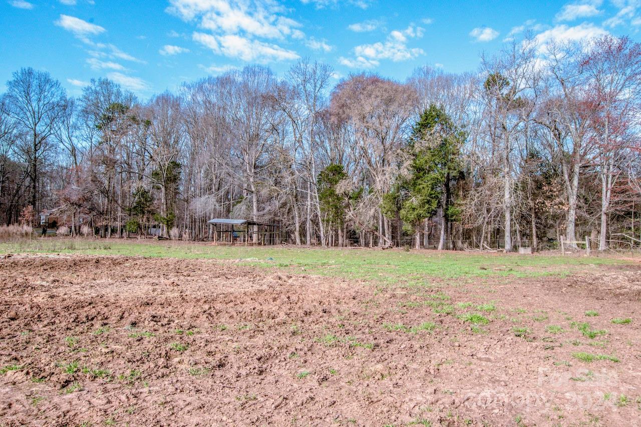 00 Beaten Path Road Property Photo 15
