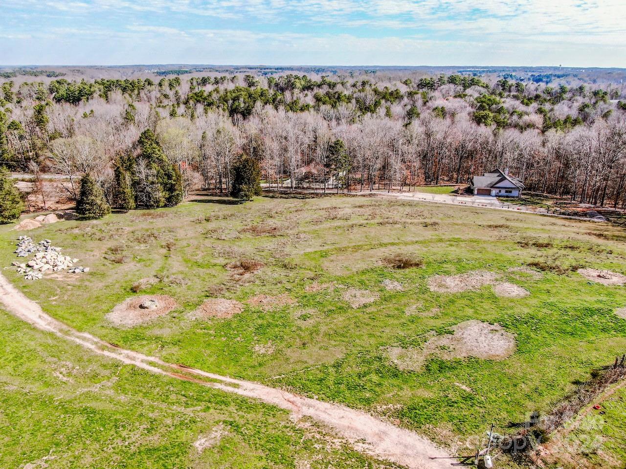 00 Beaten Path Road Property Photo 17