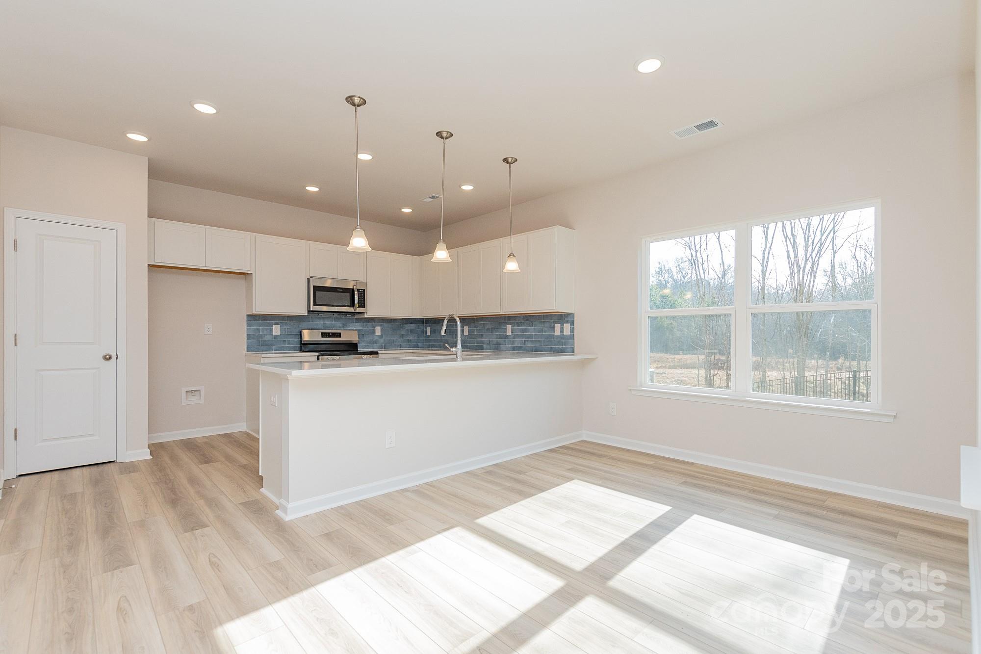 1229 Red River Drive Property Photo 4