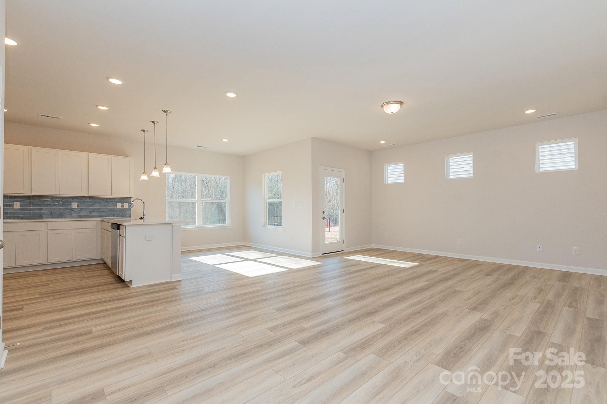 1229 Red River Drive Property Photo 7