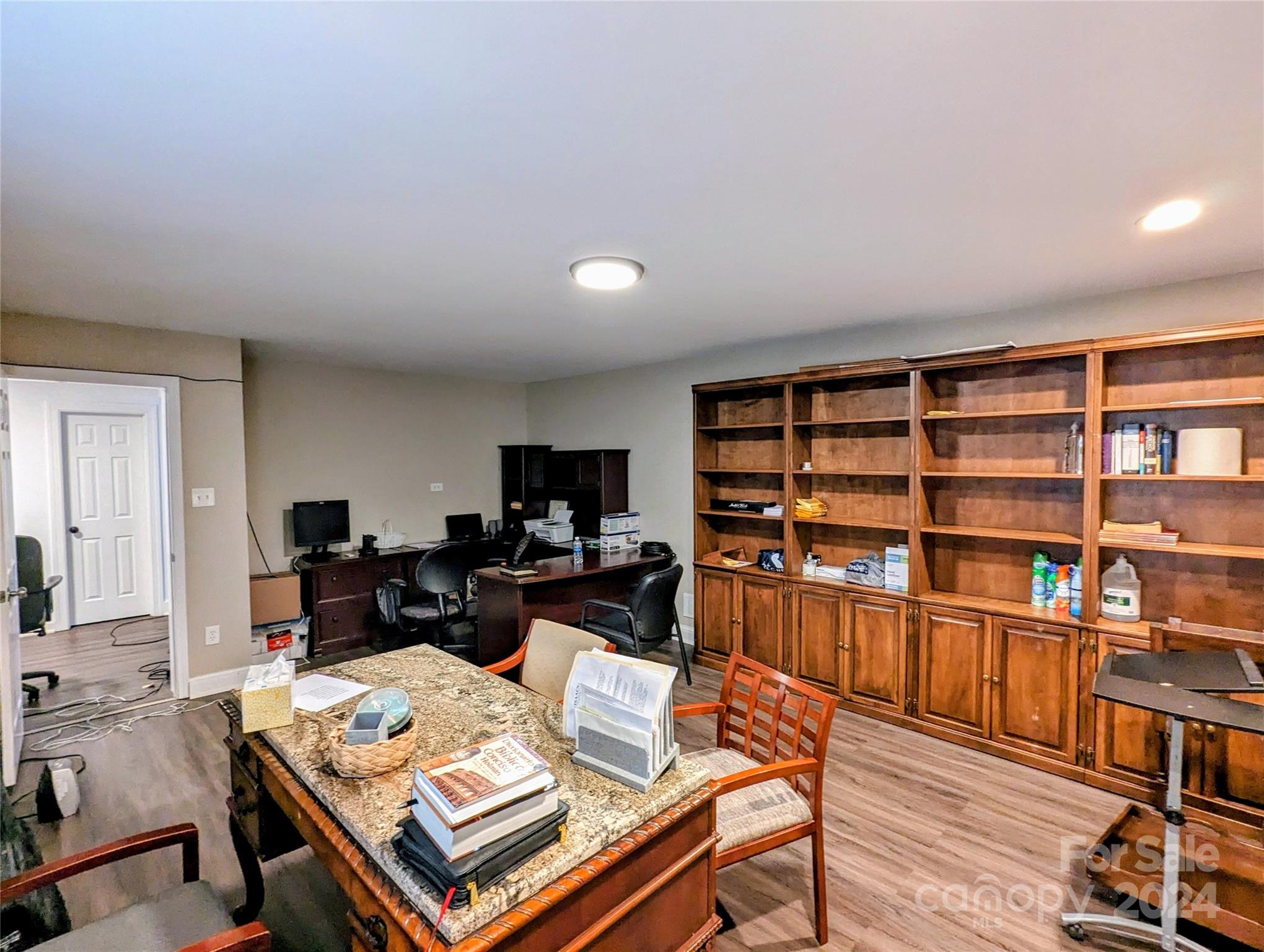 218 Sequoia Place Property Photo 10