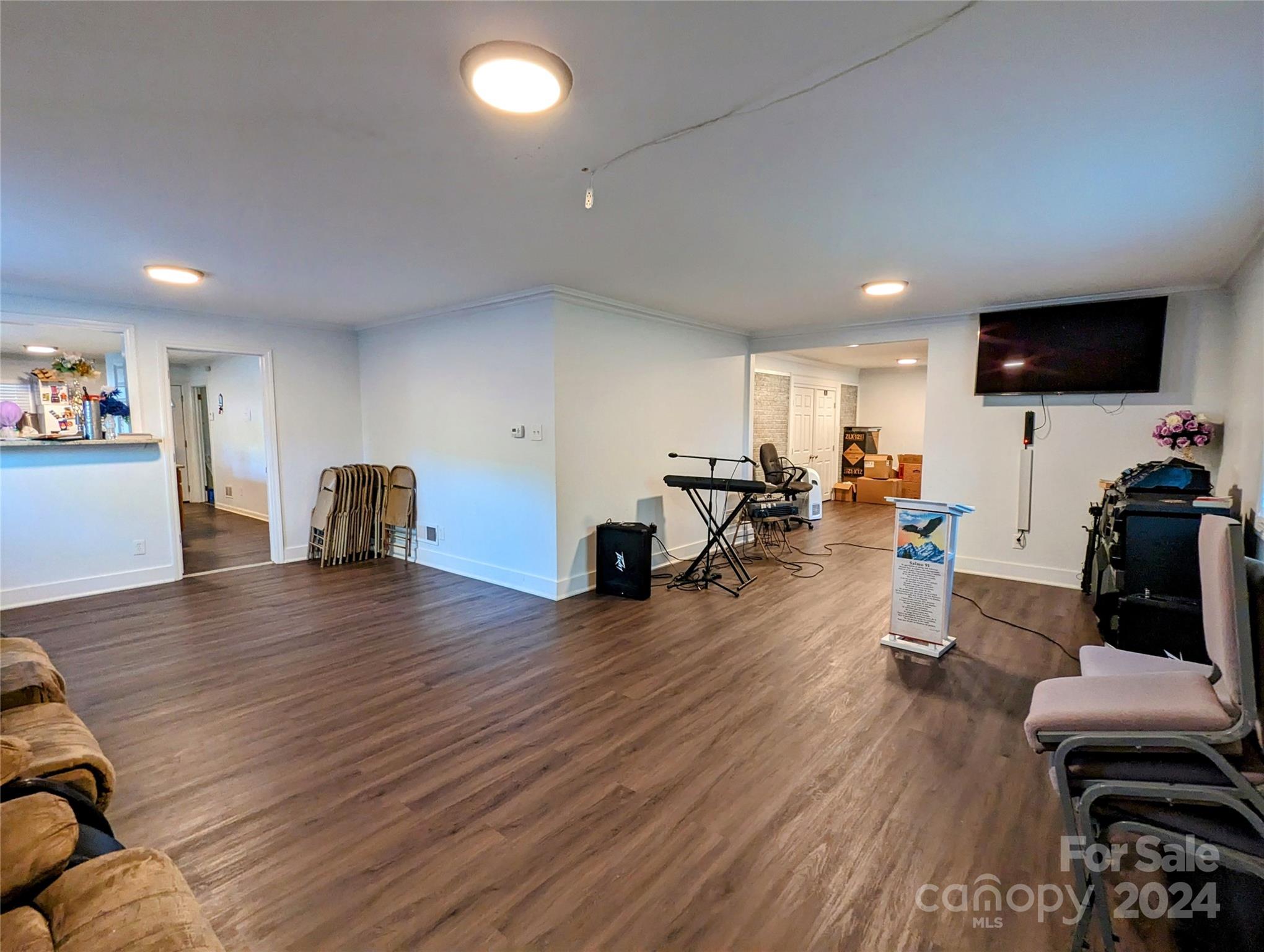 218 Sequoia Place Property Photo 13