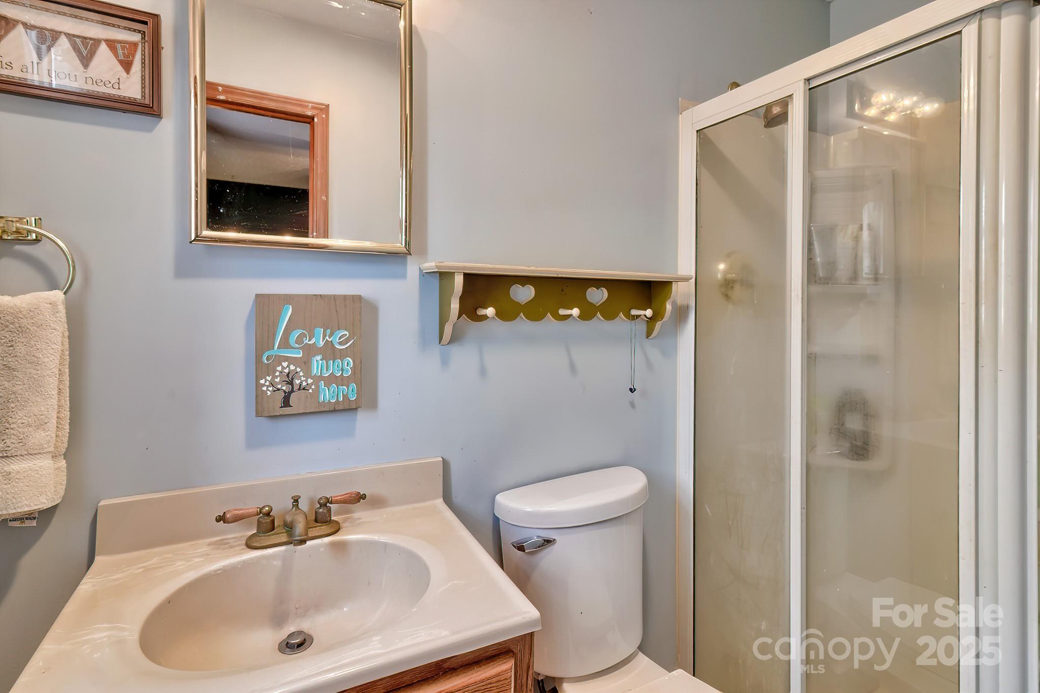 1467 Airport Road Property Photo 26